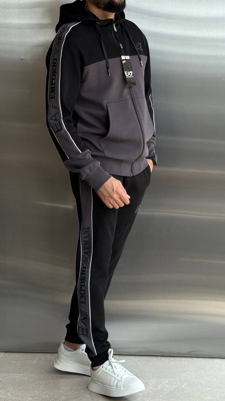 спортивный костюм armani,костюм армани еа7,cпортивный костюм emporio armani,мужские спортивные костюмы,спортивный костюм армани