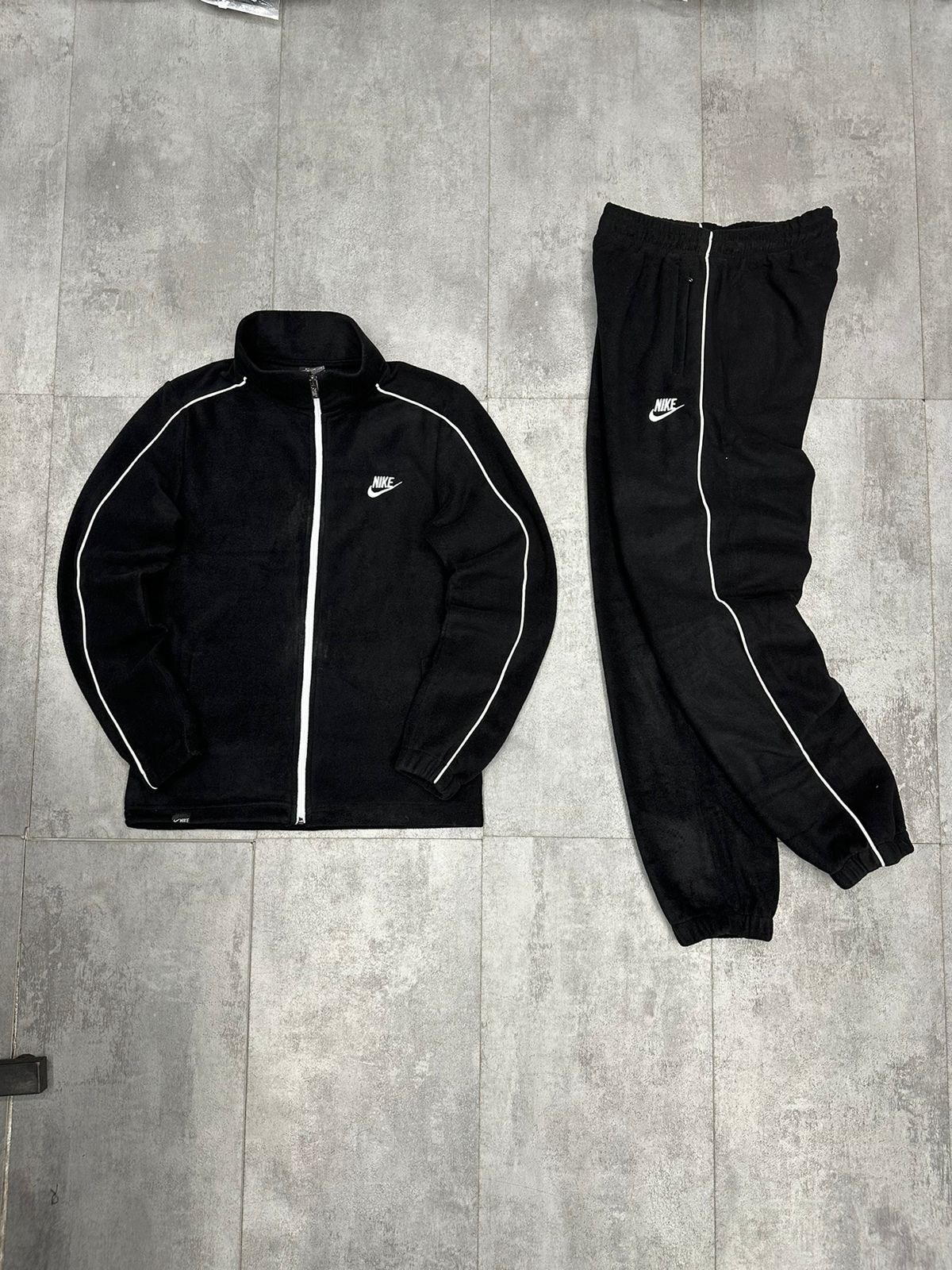 мужской спортивный костюм,спортивные костюм,спортивные костюмы nike,спортивный костюм мужской nike,костюм nike мужской