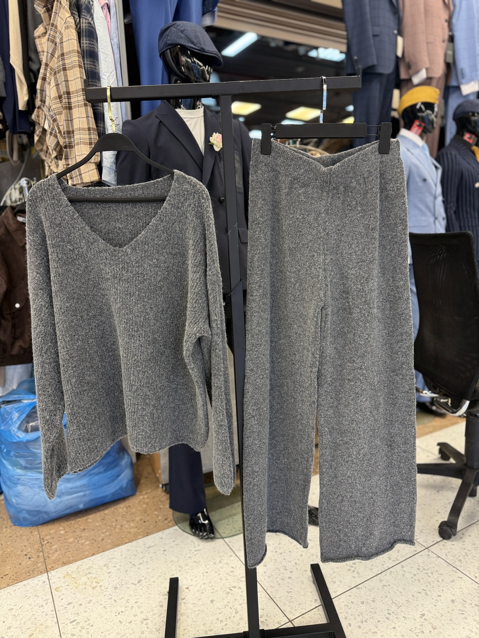 трикотажный костюм,комплект свитер,одежда на заказ,трикотажный комплект,женские кофты