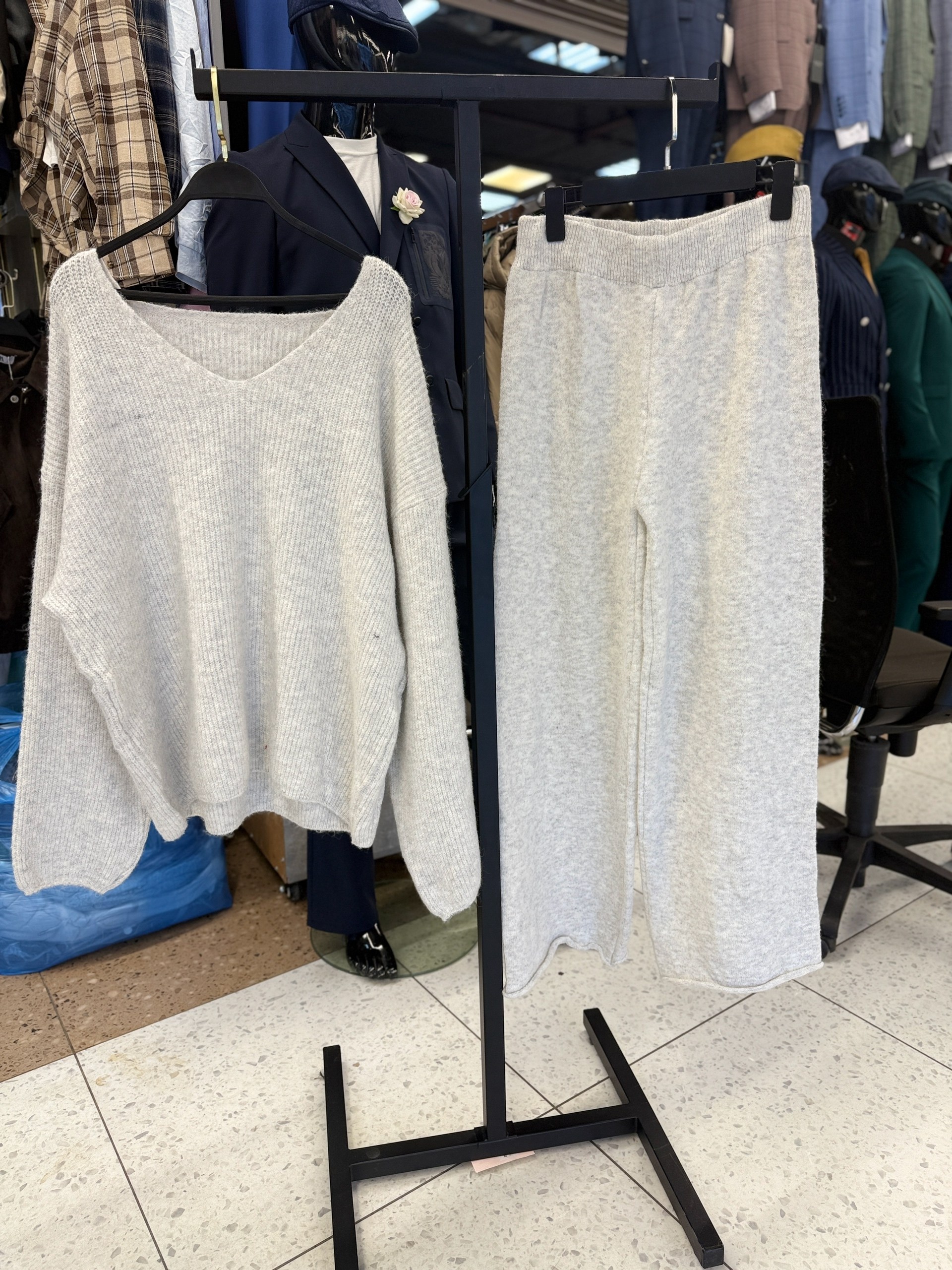 трикотажный костюм,комплект свитер,одежда на заказ,трикотажный комплект,женские кофты