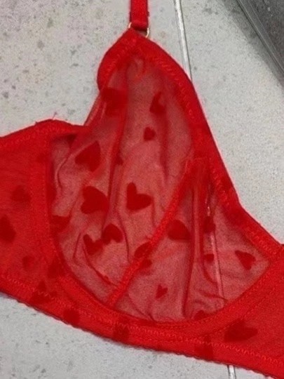 комплект нижнего белье красный,женский нижнее белье,комплекты нижнее белье женский,комплект белья женский,нижнего белья комплект