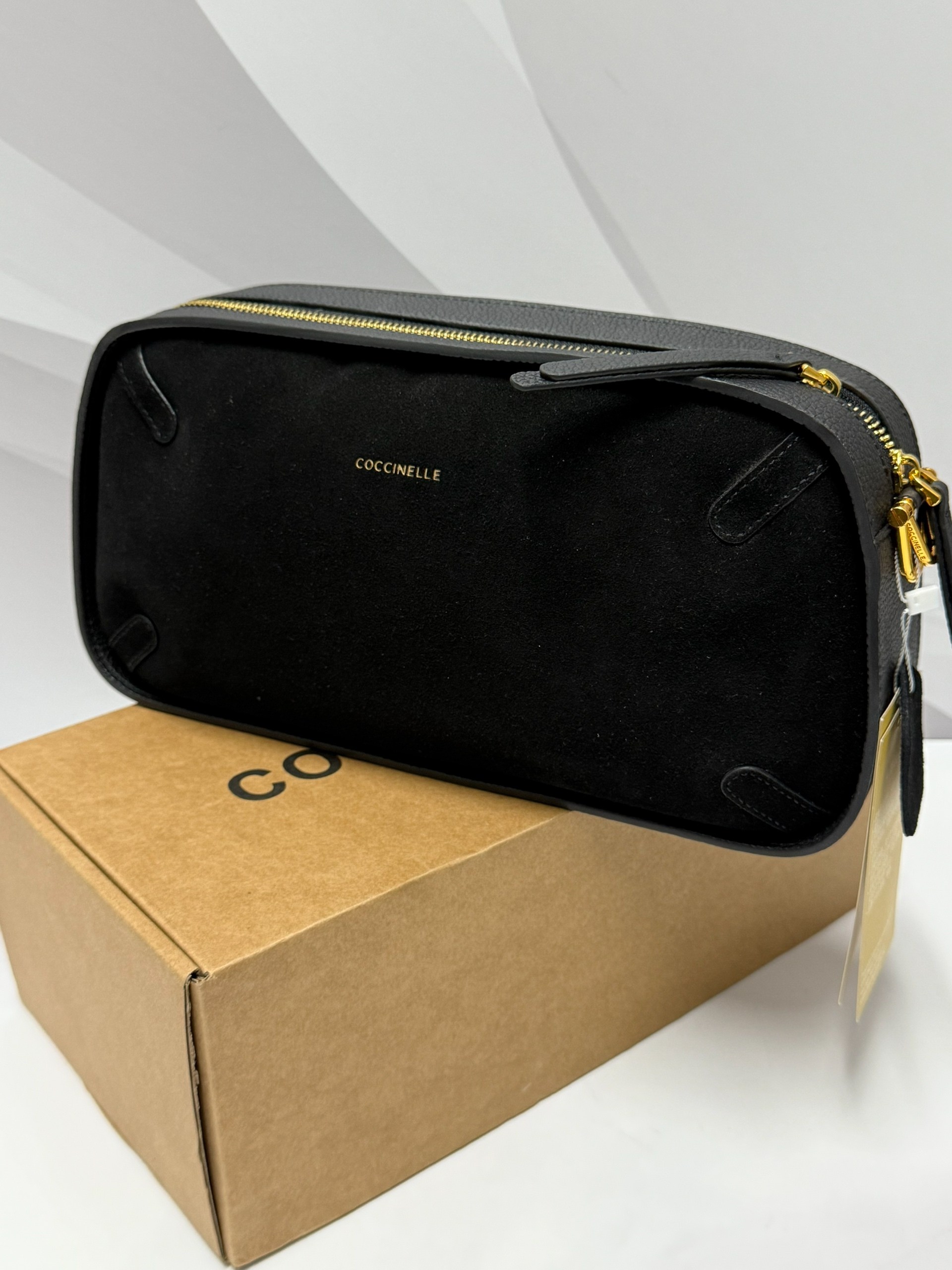 сумка coccinelle,сумка,женская сумка coccinelle,сумка женские,сумка замшевая