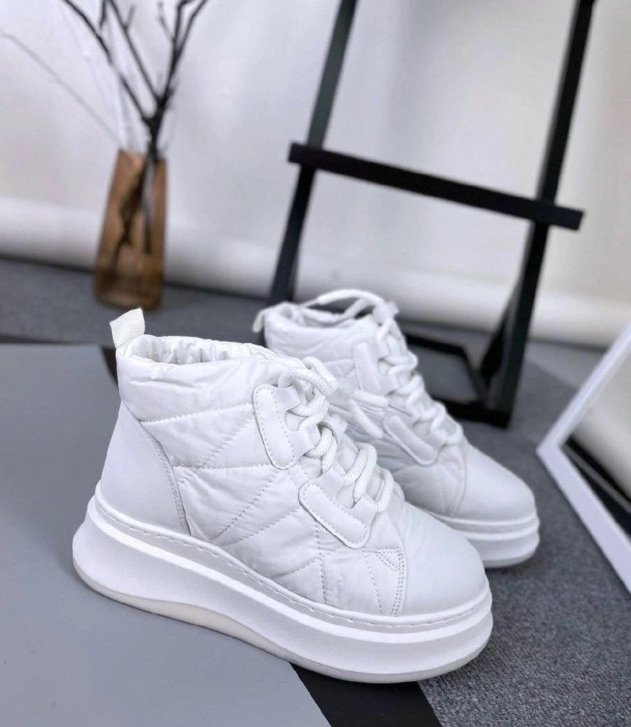 дутики кроссовки,кроссовки женскиe,стильные зимние ботинки,,кроссовки натуральные