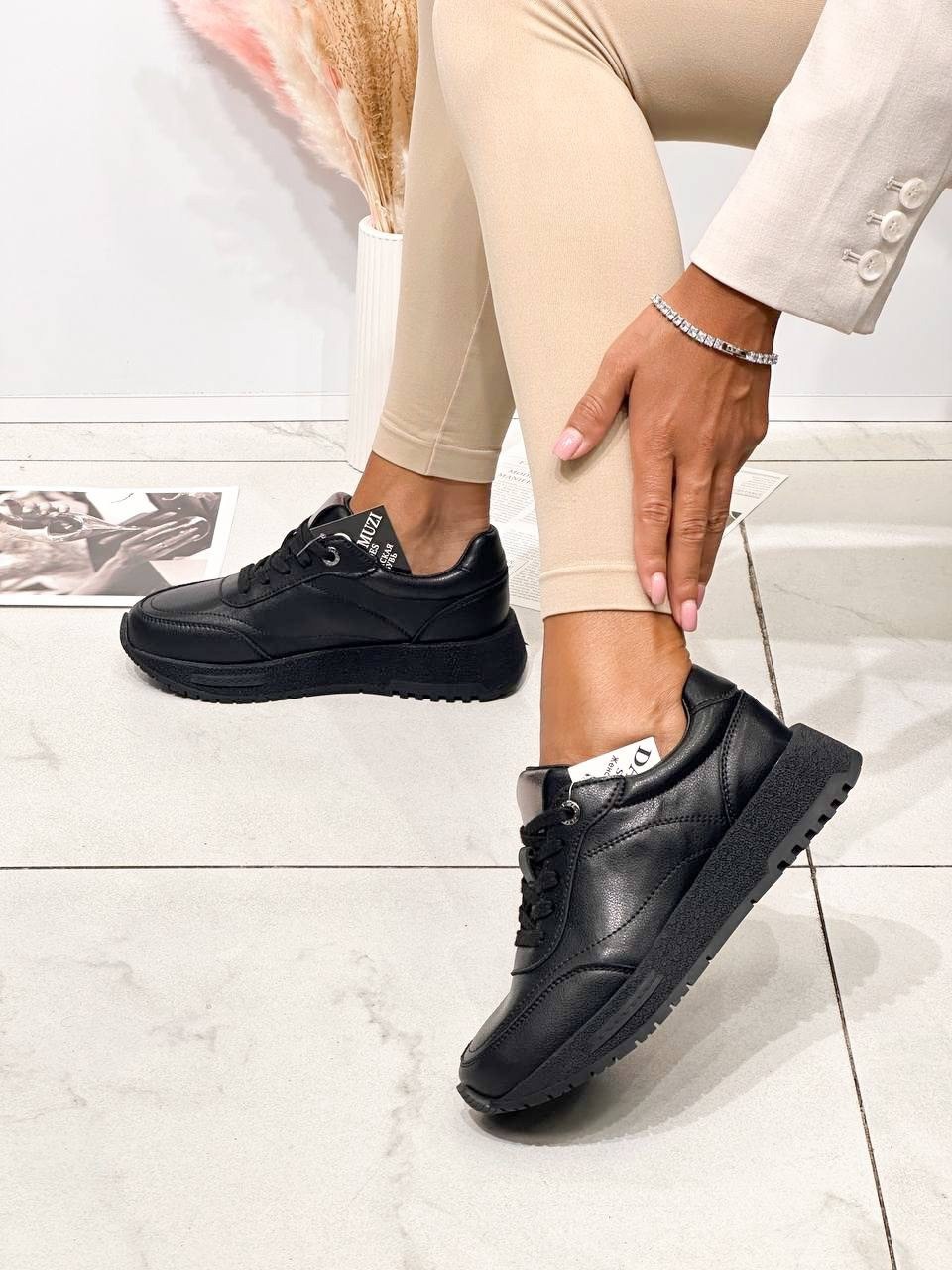 женские кроссовки,кроссовки черные женские,кроссовки для женщин,кожаные кроссовки,