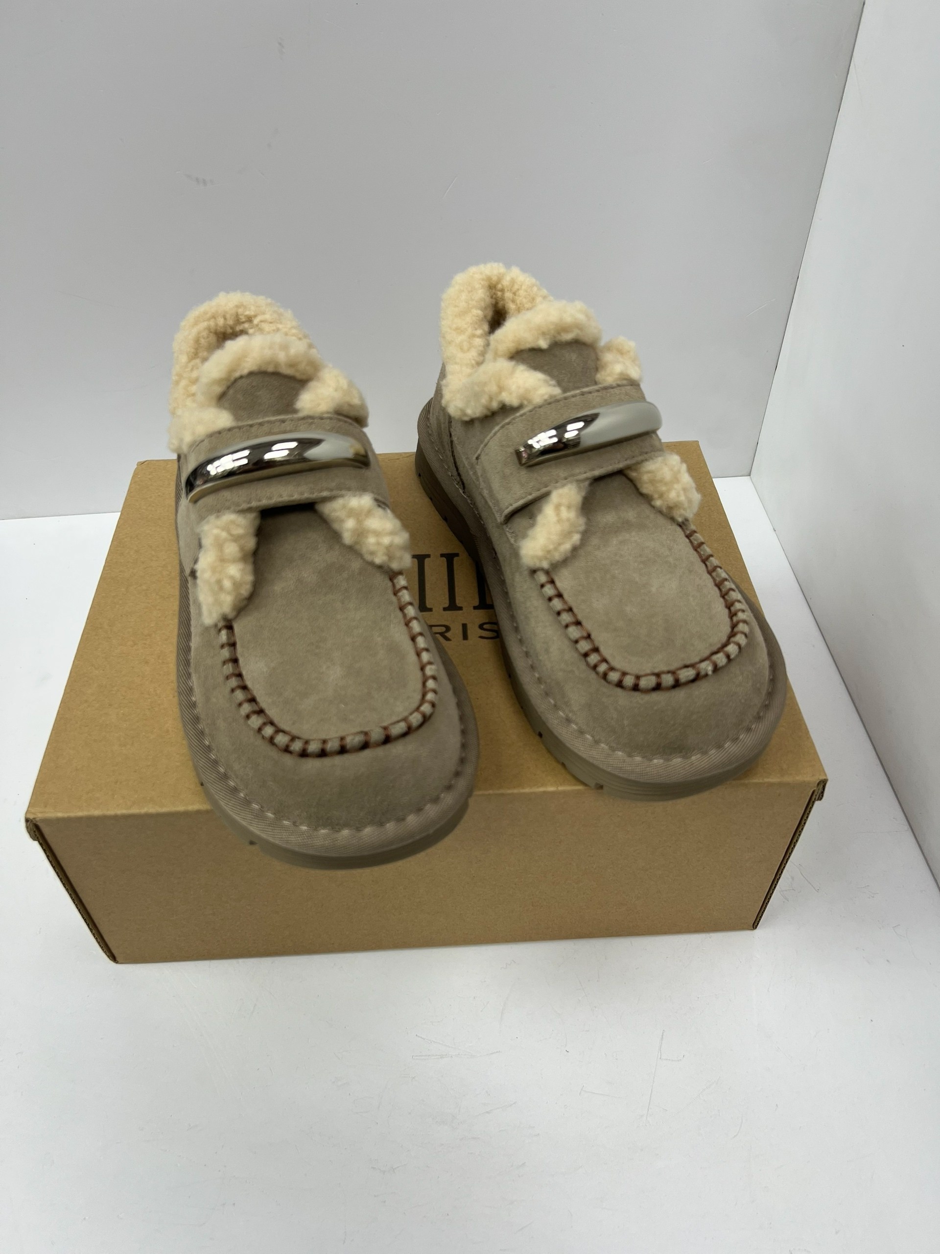 ,угги женские, женская,зимняя  женская,угги женские ugg