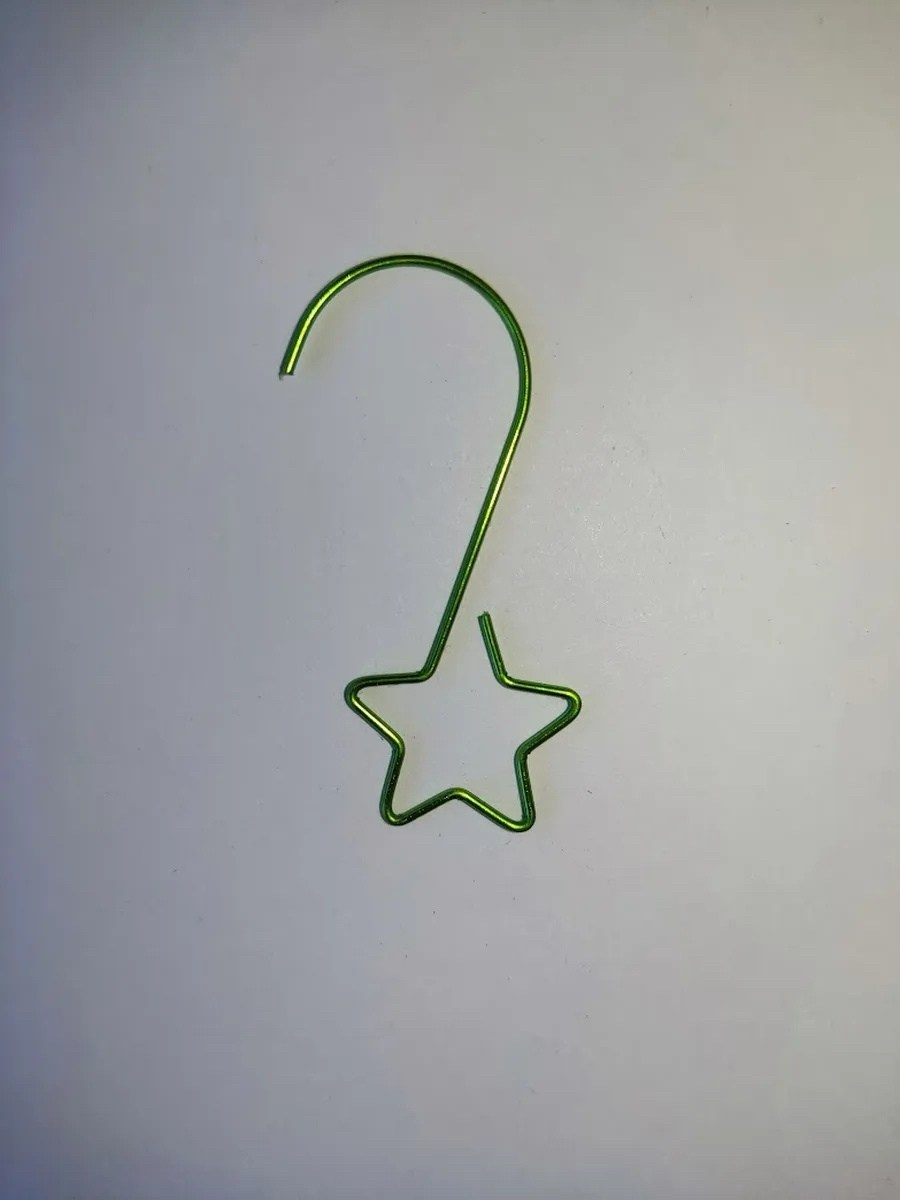 крючки для новогодних игрушек,крючки для елочных игрушек,крючки для елочных игрушек подвесы,крючки подвесы для елочных украшений,крючки для елочных украшений