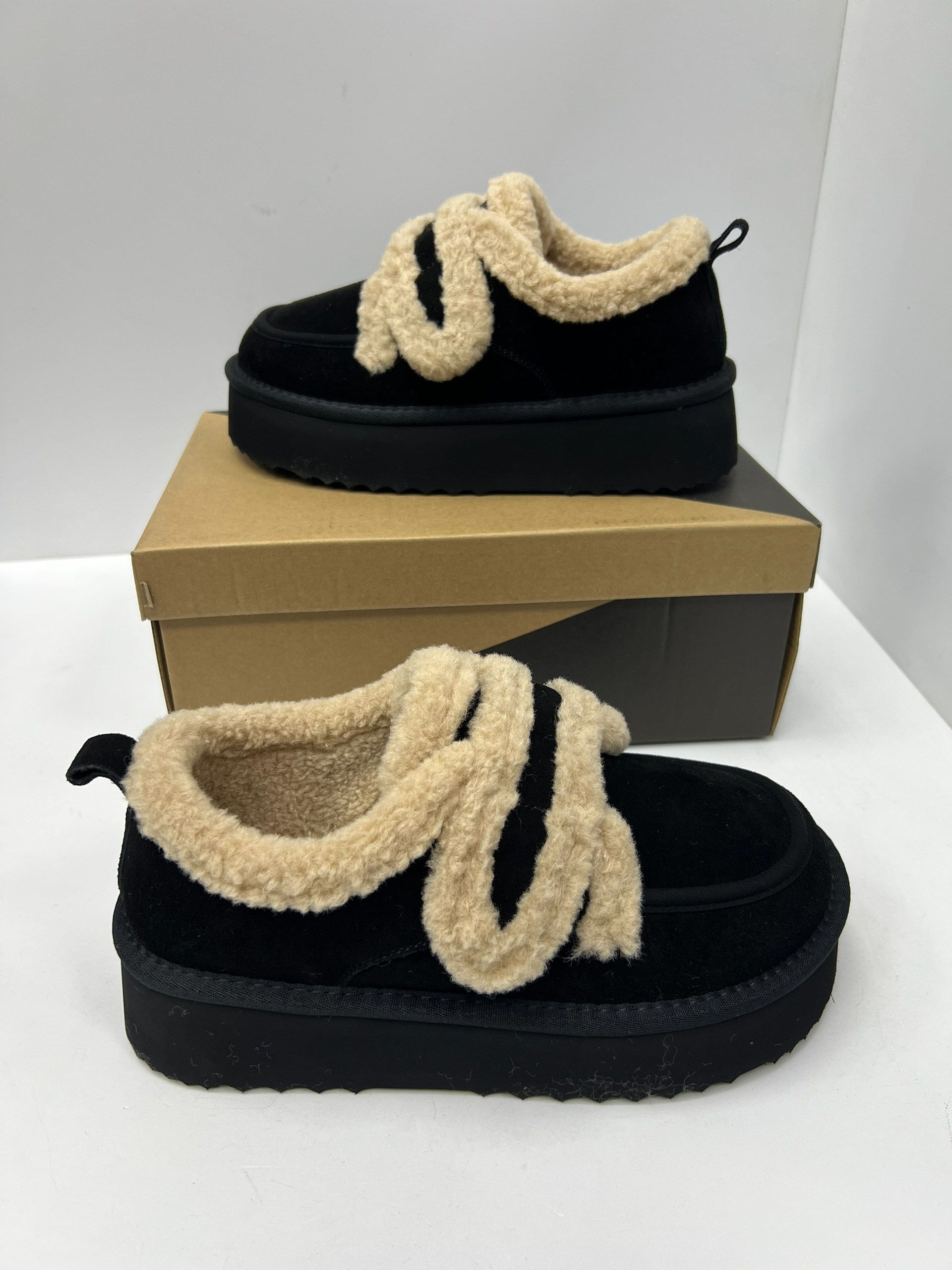 ,угги женские,теплая ,зимняя ,женская зимняя