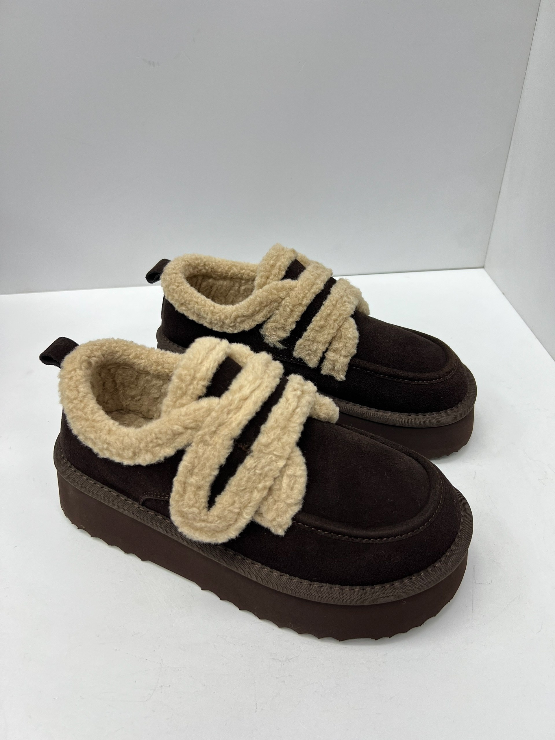 ,угги женские,теплая ,зимняя ,женская зимняя