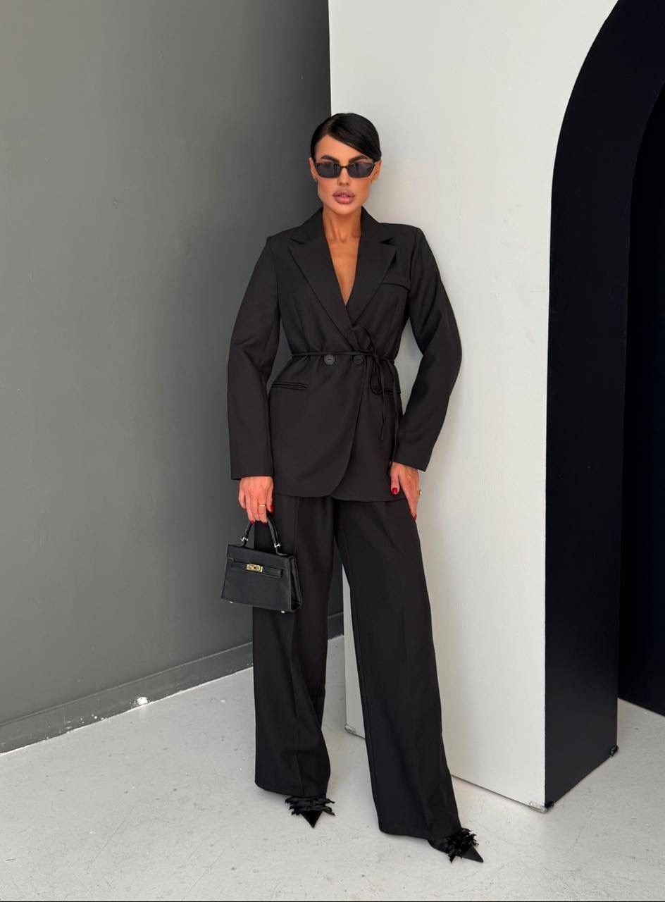 костюмы брючные,женский брючный костюм,деловой брючной костюм,костюм с брюками,черный брючный костюм