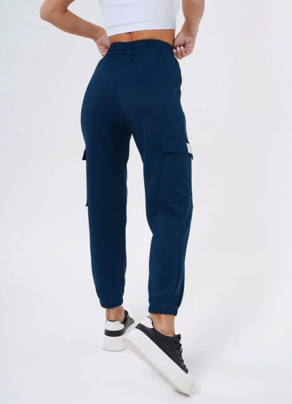 брюки спортивные утепленные джоггеры,брюки спортивный джоггеры,спортивные джоггеры,трикотажные джоггеры,штаны спортивные джоггеры