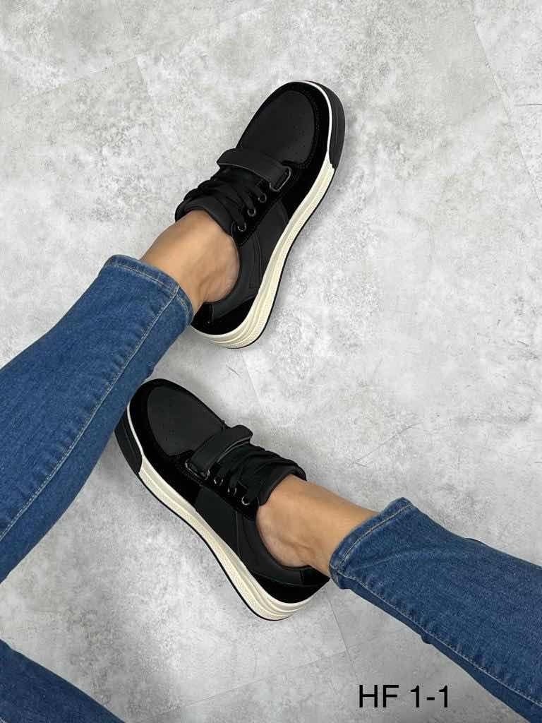 ,женские кроссовки,обуви,спортивная , женская кроссовки