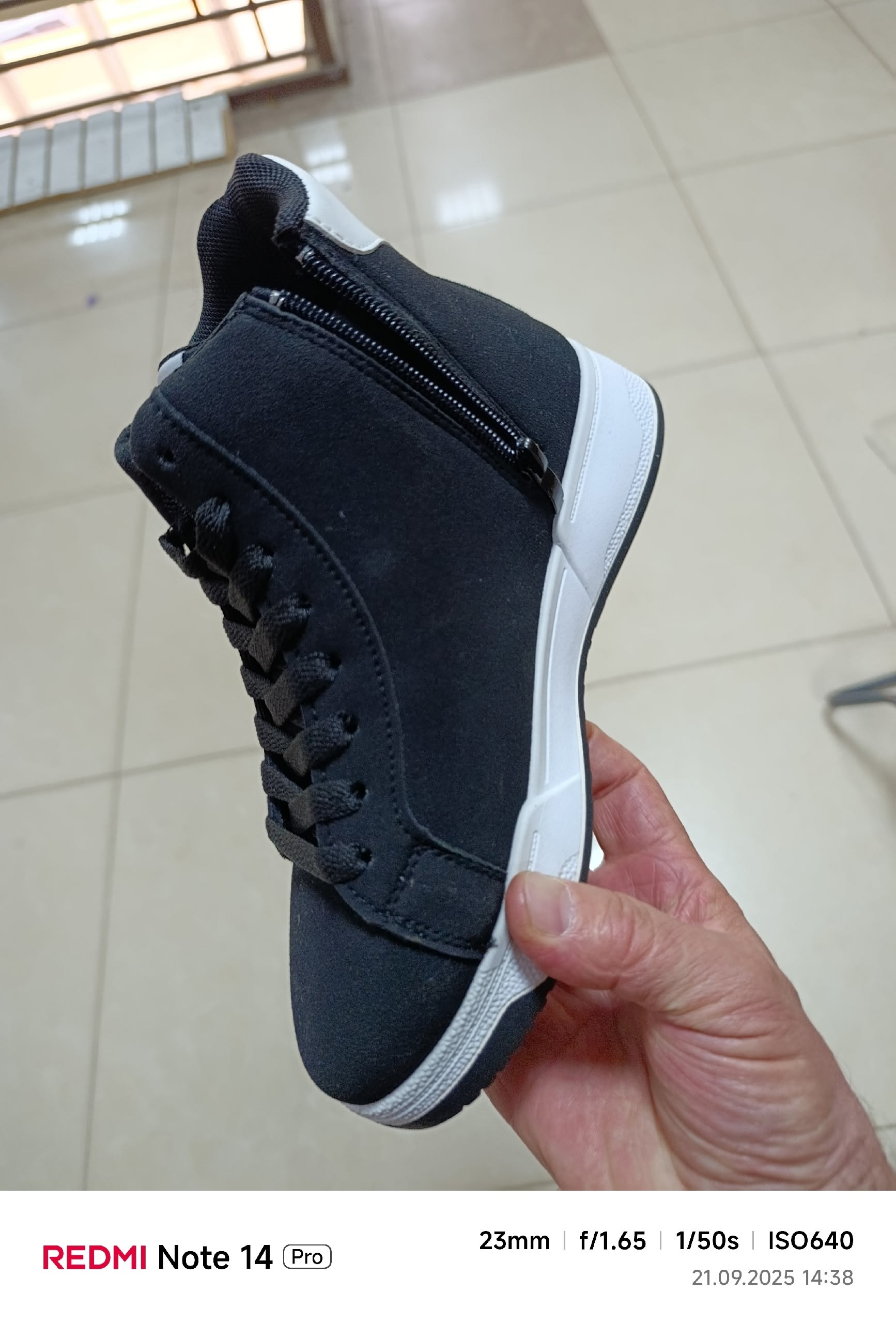 ,мужская , спортивная,повседневная ,демисезонная