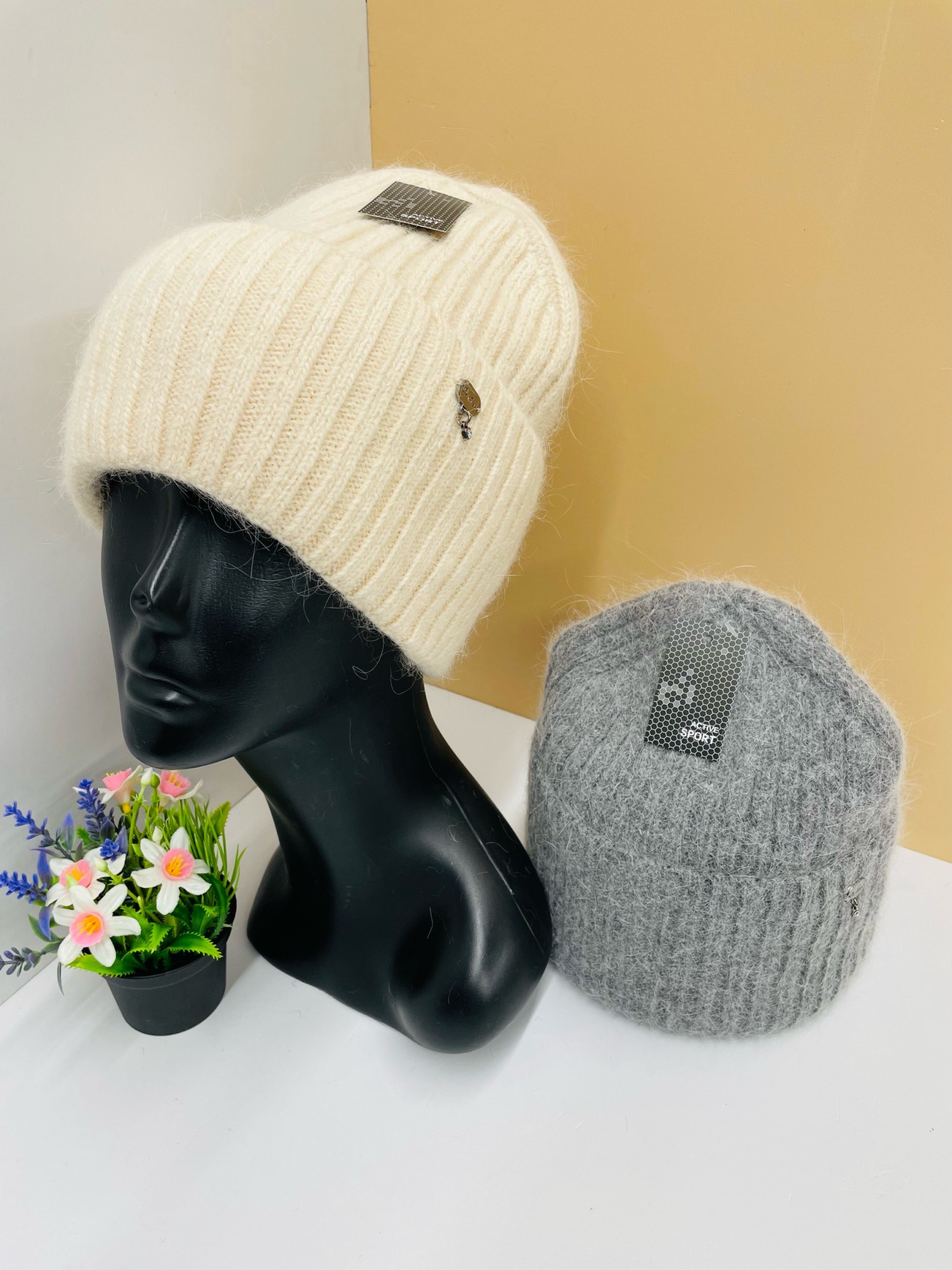 шапка женская из ангоры,шапка женская ангора,шапка женская,женские вязаные шапки,женская зимняя шапка