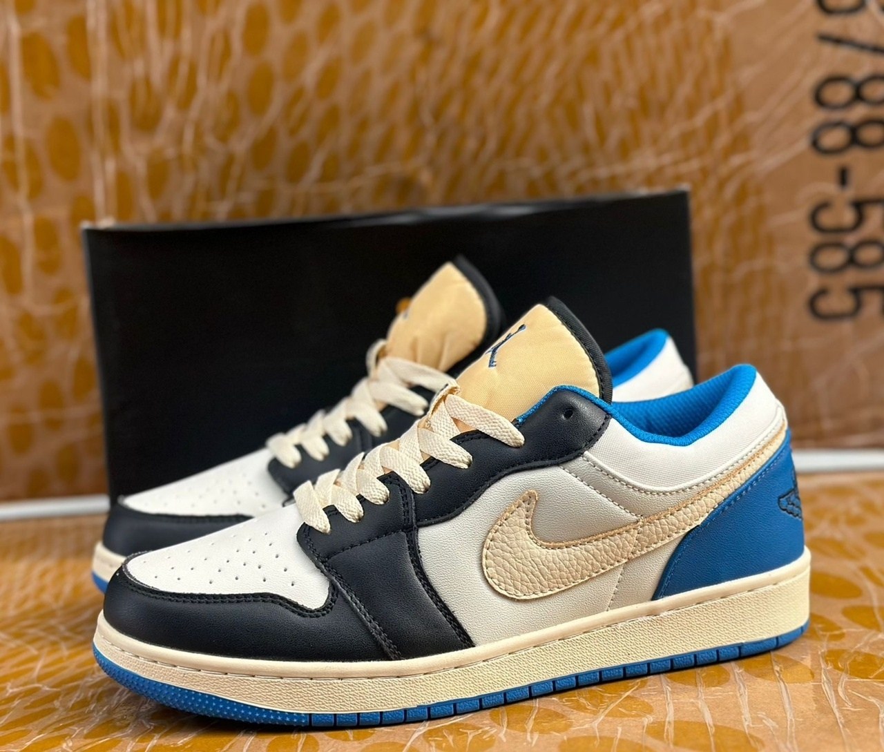 nike air jordan 1 low mystic green,nike air jordan 1 low,nike air jordan 1 low pine green,air jordan 1 low pine green,air jordan 1 low gs mystic green