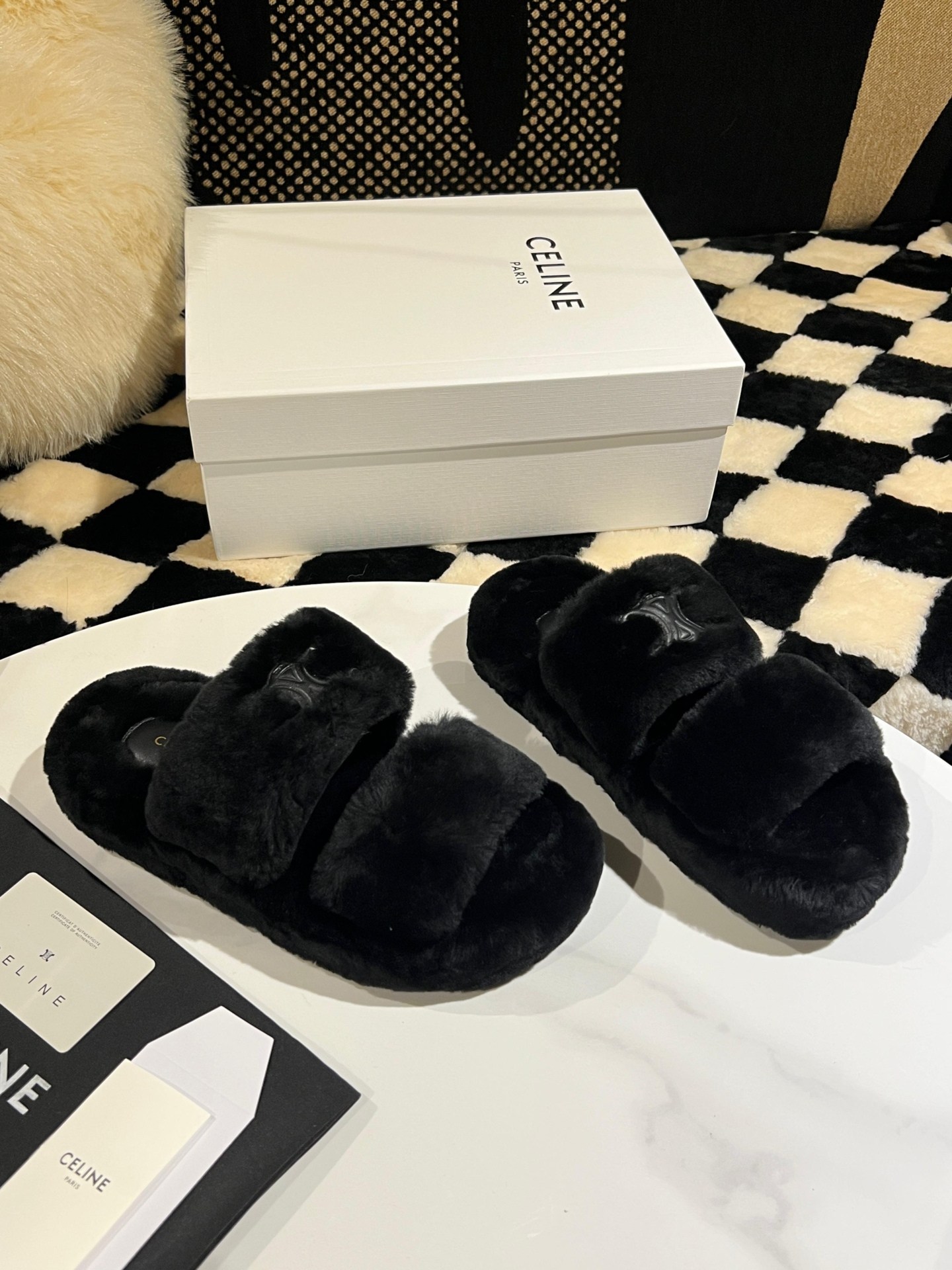 ,меховые тапочки,тапочки женские,тапочки меховые женские,женские домашние тапочки