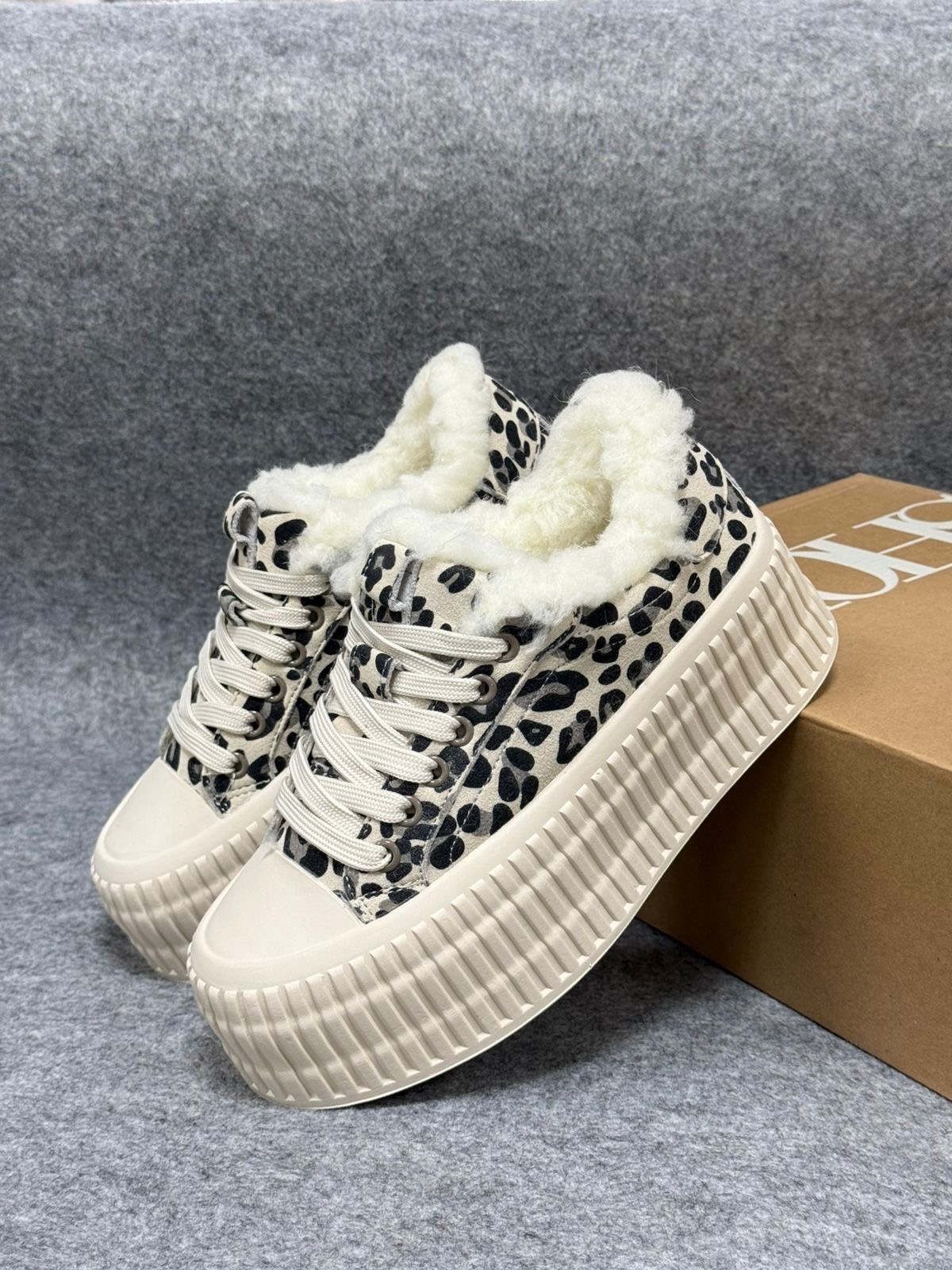 ,кеды женски,кеды женские натуральные,кеды женские натуральная замша,кеды на платформе