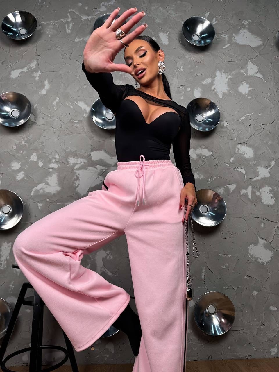 стильные костюмы,спортивные костюм,костюмы женские спортивные,костюм со штанами,костюм спорт