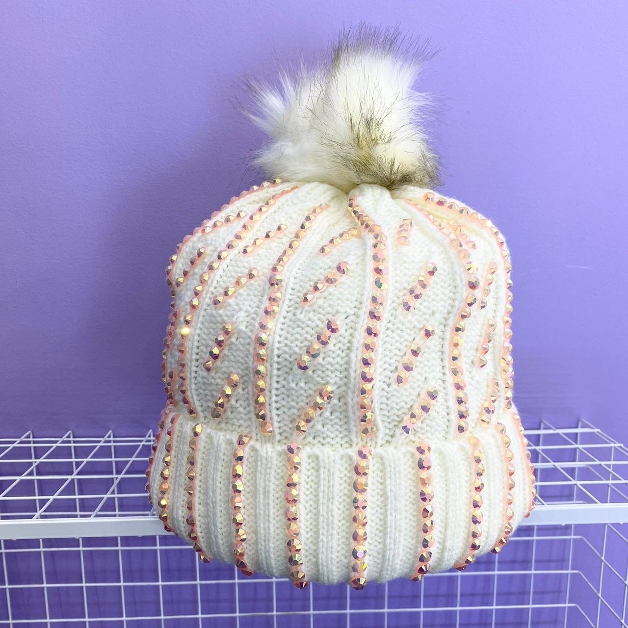 шапка зимняя женская вязаная с помпоном,шапка вязаная с помпон,шапка с помпонами,вязаная шапка,белая зимняя вязаная шапка