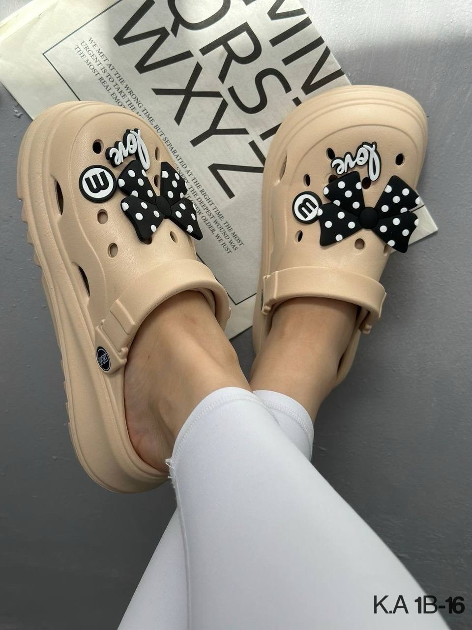 женские кроксы,,crocs женские,модные кроксы,стильная