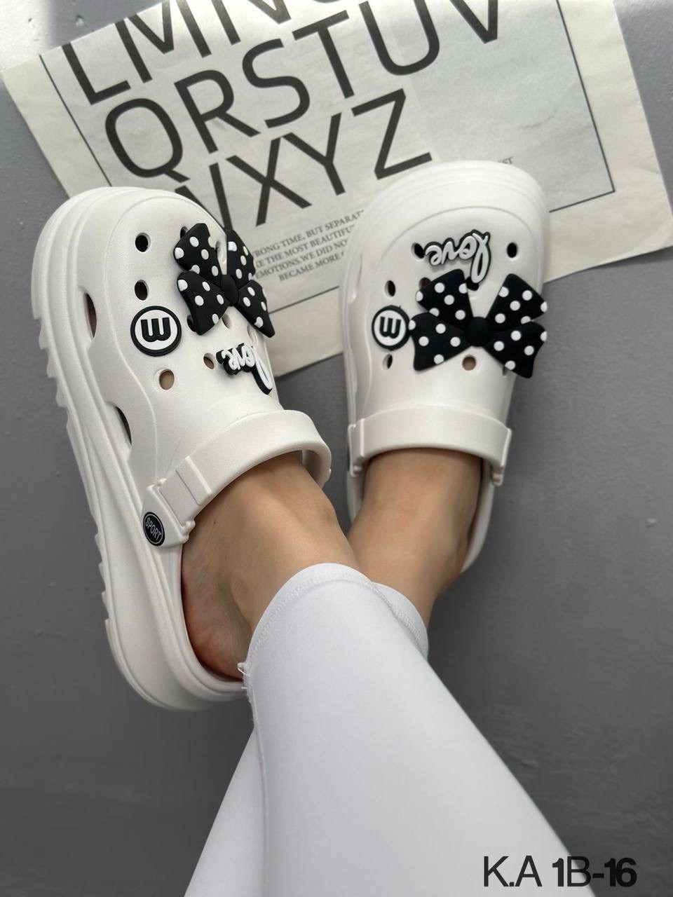 женские кроксы,,crocs женские,модные кроксы,стильная