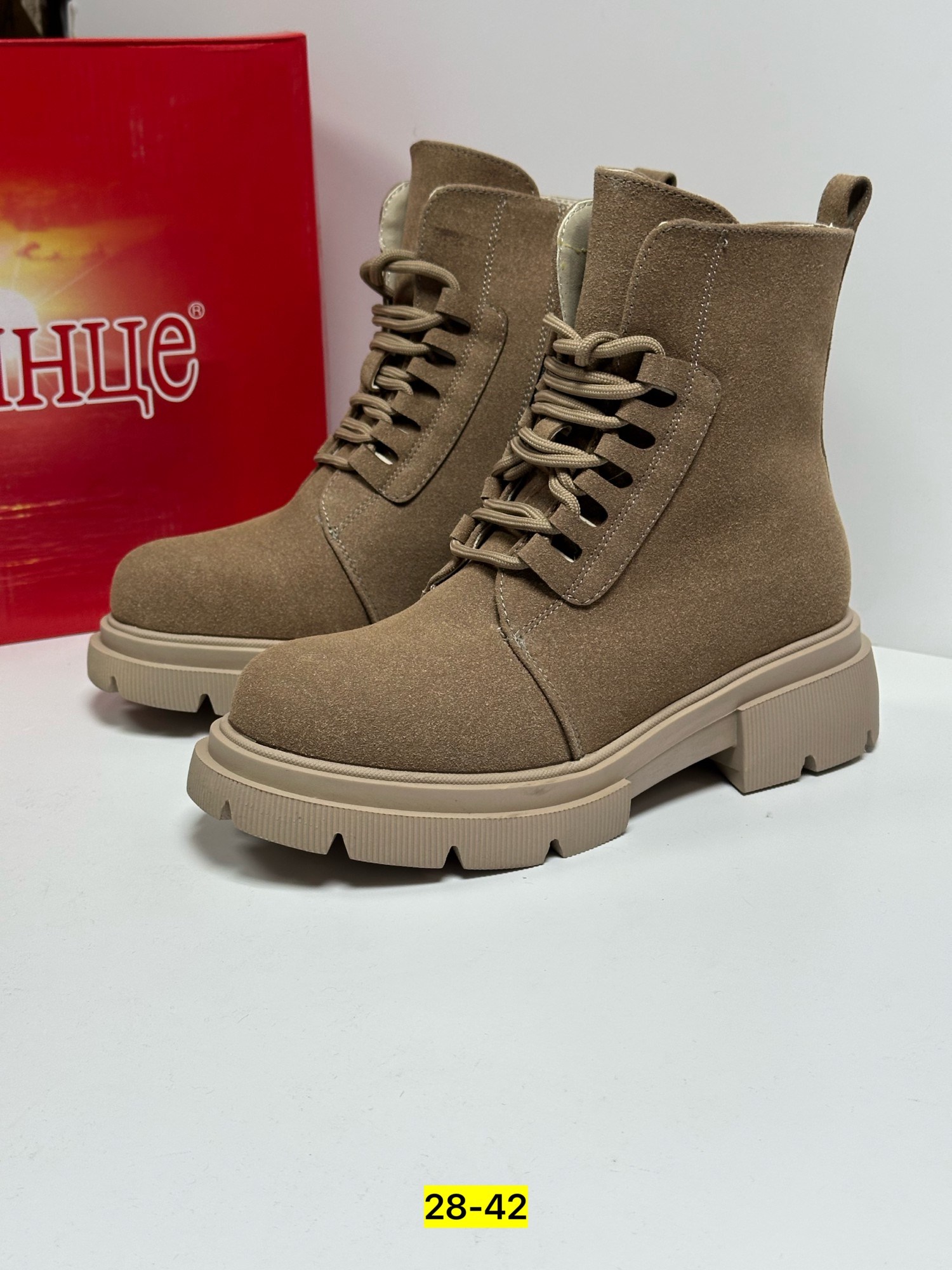 ботинки женские,,ботинка женские зимние,ботинка,женская зимняя