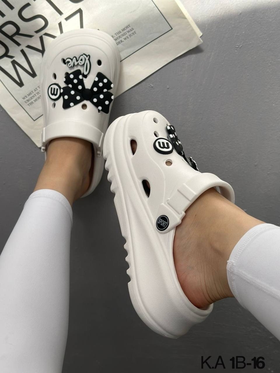 женские кроксы,,crocs женские,модные кроксы,стильная
