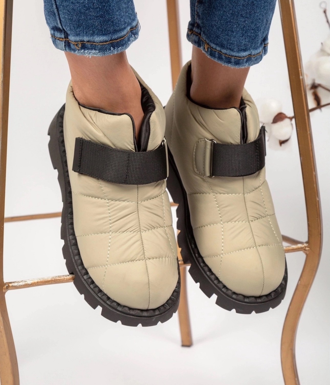 дутики женские,ботинки дутики женские зимние,ботинки дутики женские зимние короткие,,зимняя  женская