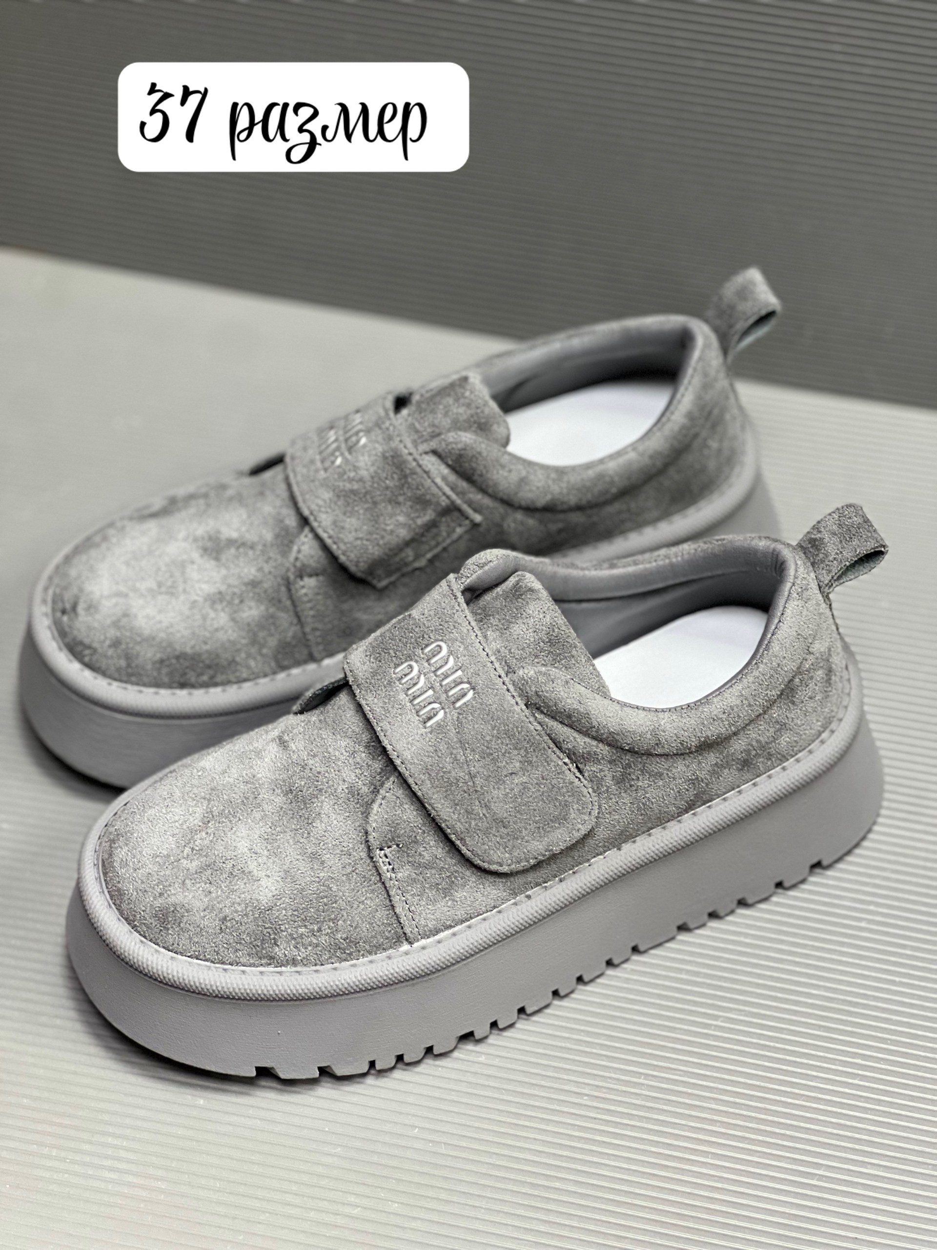 ,слипоны фенди,мужской кроссовки,кеды кожаные,мужская  кроссовки