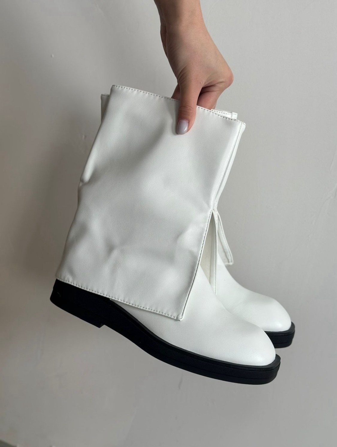 ,женские сапоги,полусапоги,белые сапоги женские,короткие сапоги