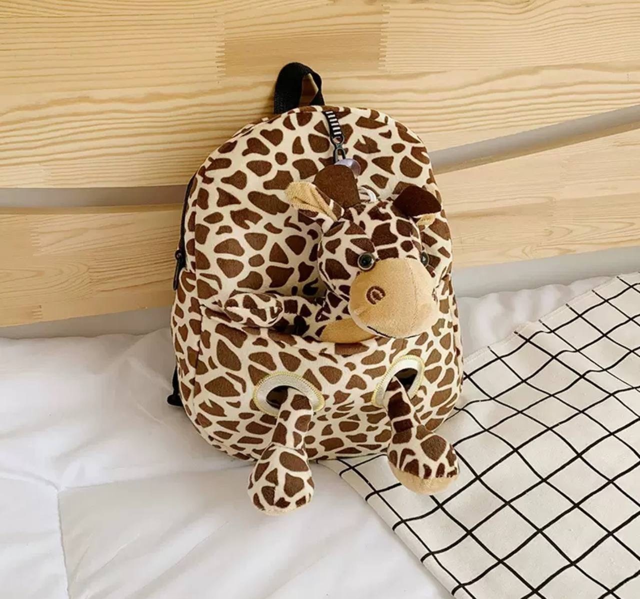 рюкзак жирафик детский американский,детские рюкзаки,рюкзак для детей,рюкзак с игрушкой съемной,рюкзак детский