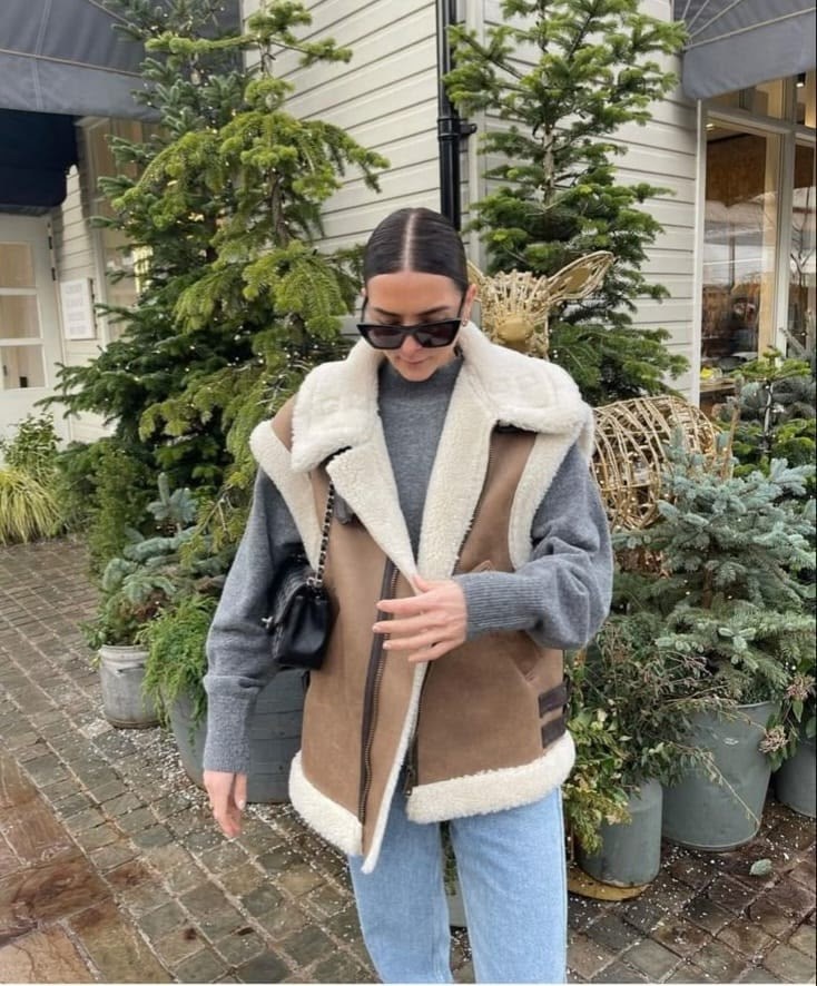 жилетка дубленка,стильная жилетка,жилетка женская,меховая жилет,жилет женский