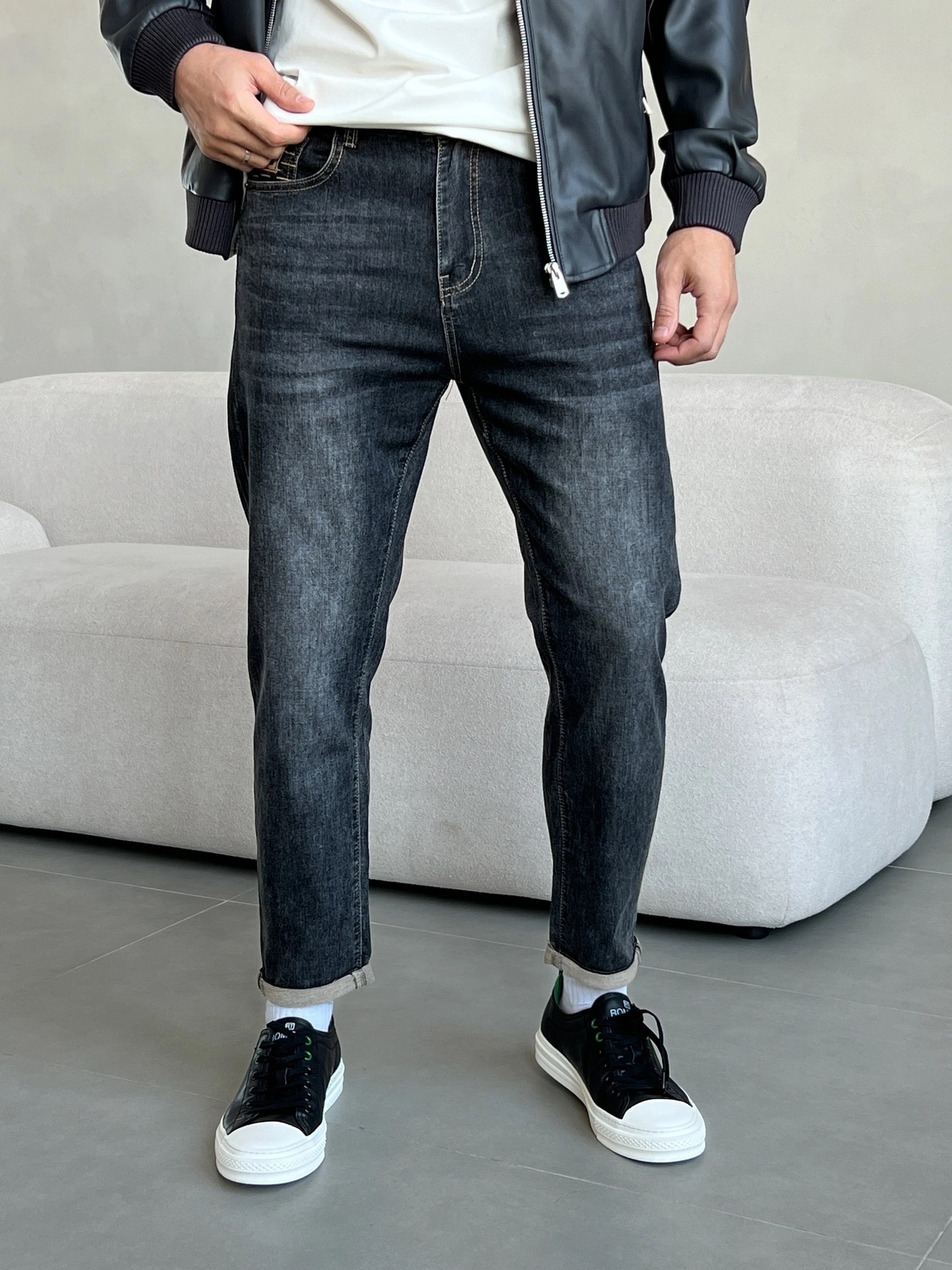 джинсы джоггеры,мужские джинсы,джинсы джоггеры штаны,модные мужские джинсы,джоггеры штаны
