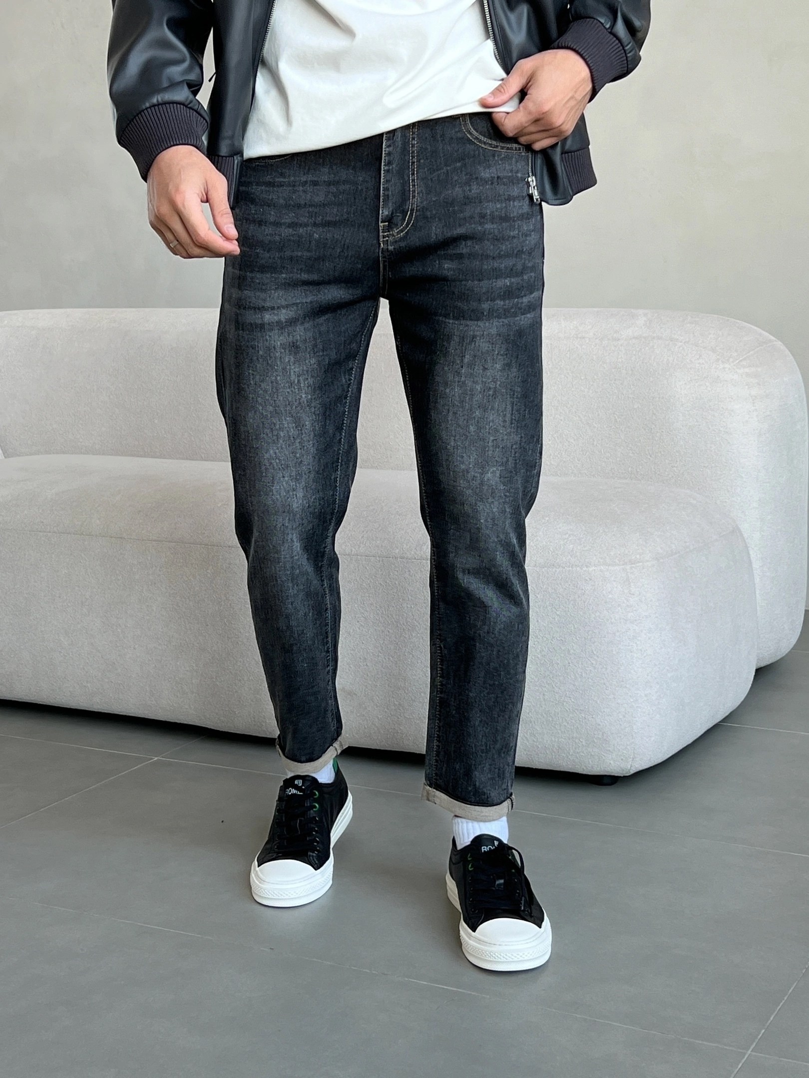 джинсы джоггеры,мужские джинсы,джинсы джоггеры штаны,модные мужские джинсы,джоггеры штаны