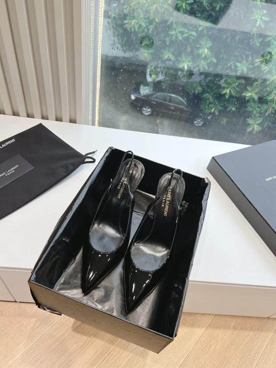 ,босоножки saint laurent,туфли saint laurent,босоножки на каблуках,туфли yves saint laurent