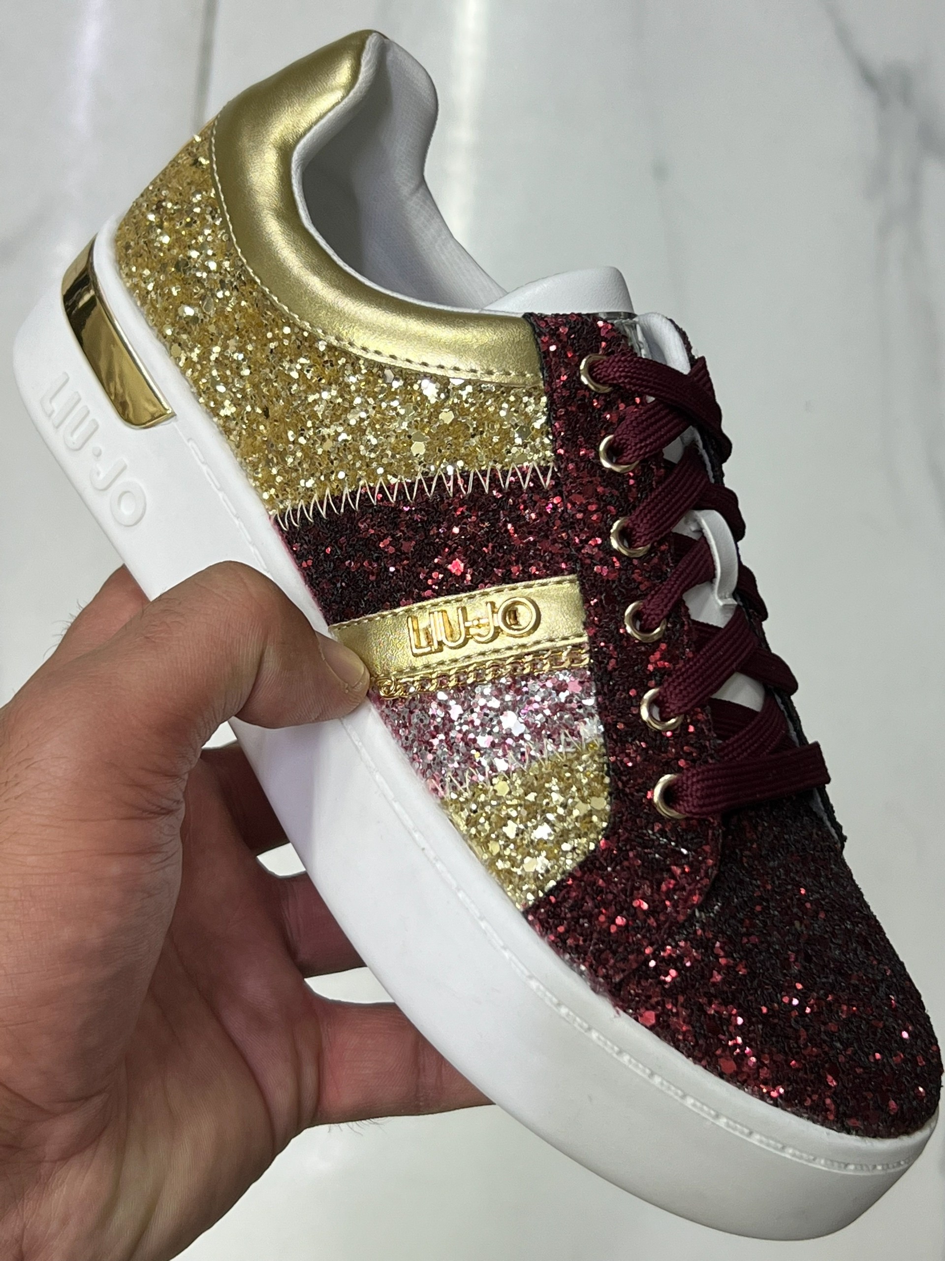 ,кеды с пайетками,кроссовки со стразами,liu jo кроссовки,женские кроссовки