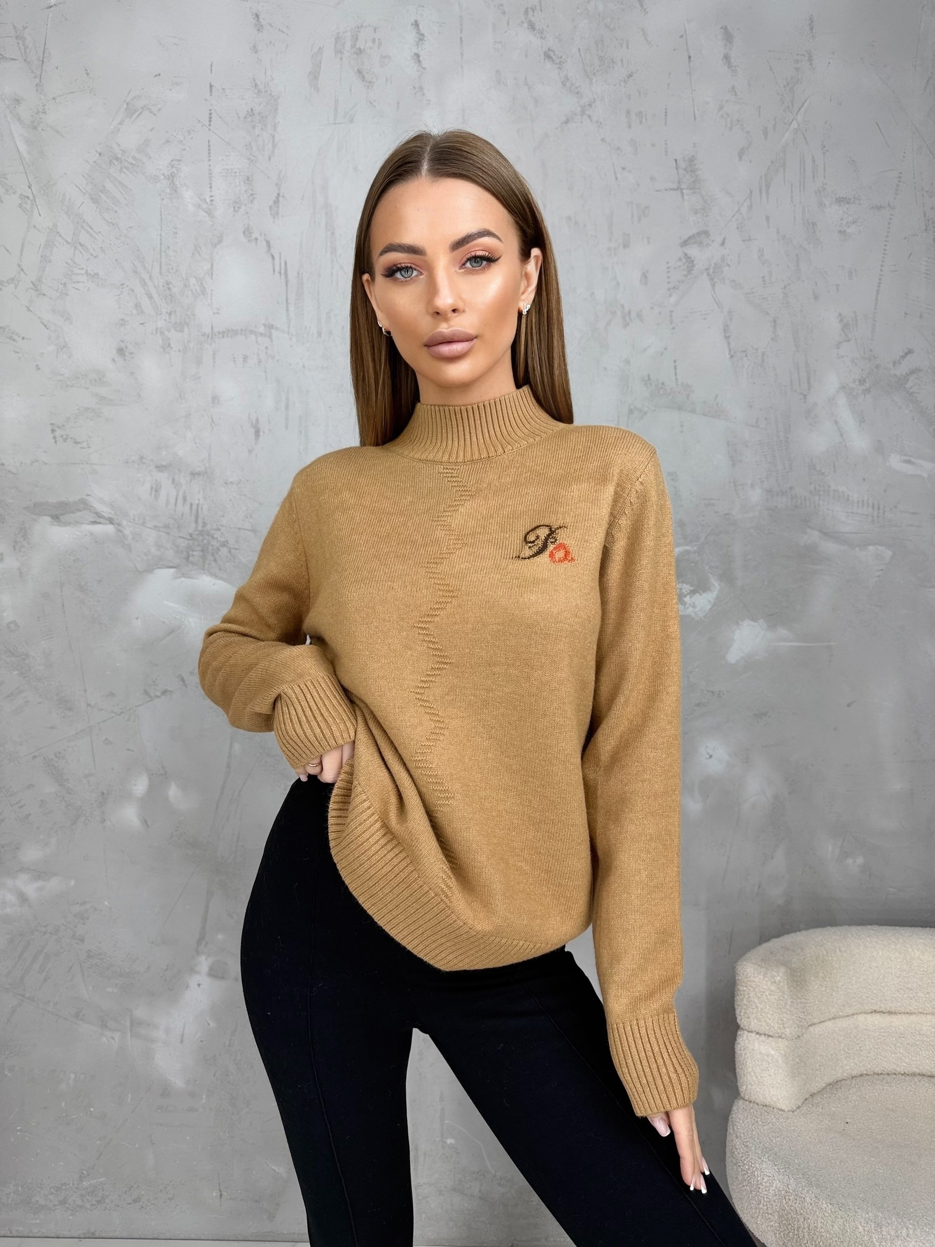 стильная кофта,свитера женские,кофта женская,свитер,свитер кофта