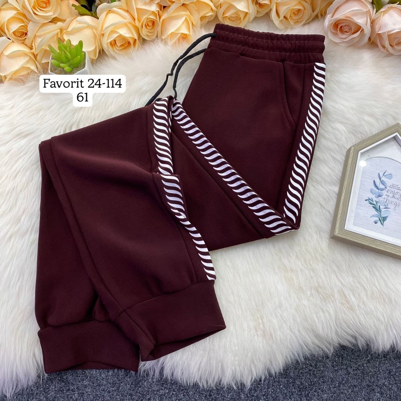 брюки спортивные женская,спортивные штаны,штаны женские спортивные,брюки спортивные,штаны трикотаж