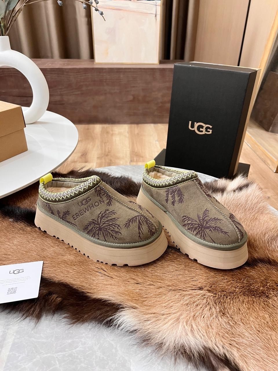 ,женские ugg,слипоны зимние,ботинки ugg,угги женские ugg