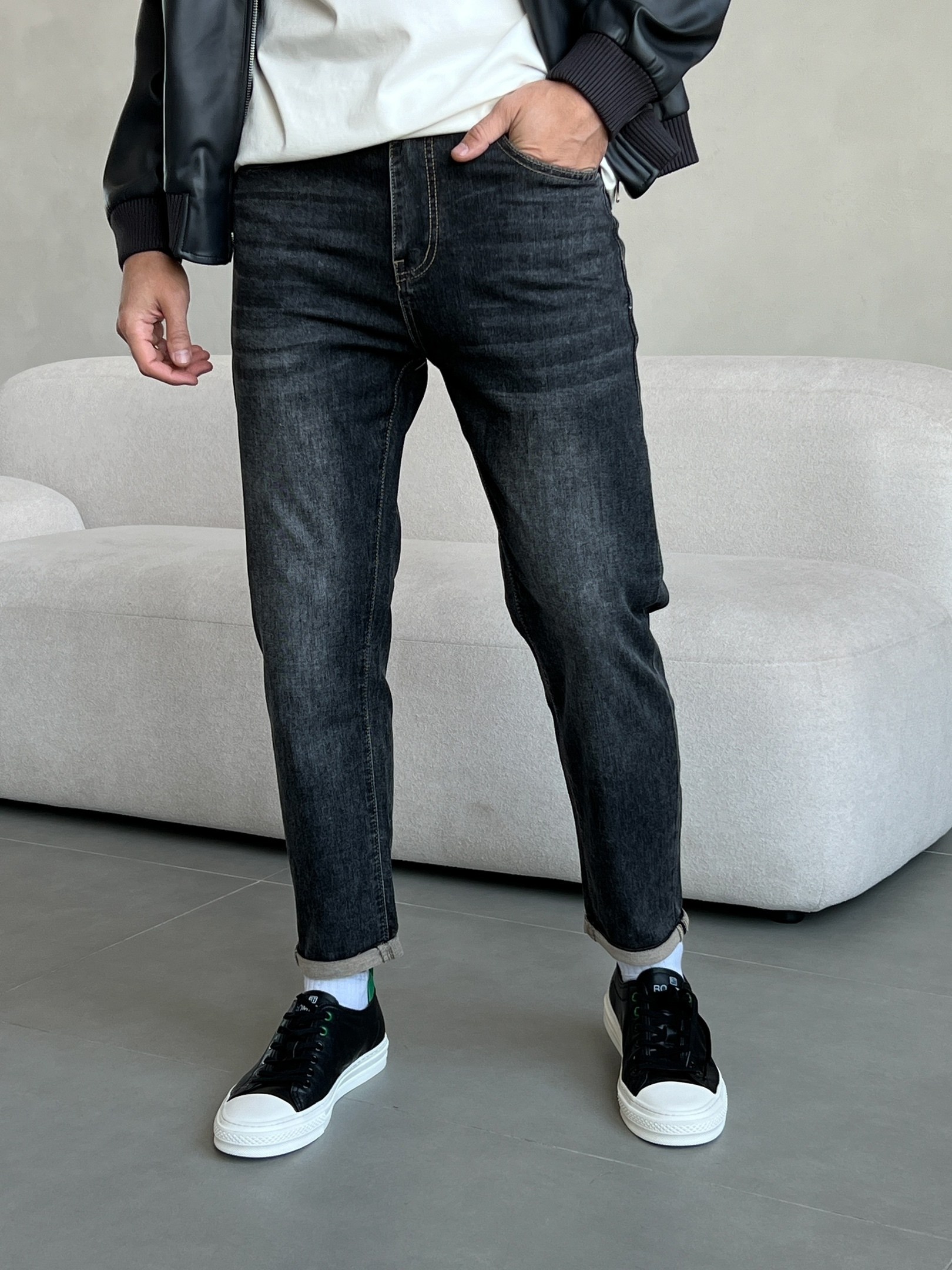 джинсы джоггеры,мужские джинсы,джинсы джоггеры штаны,модные мужские джинсы,джоггеры штаны