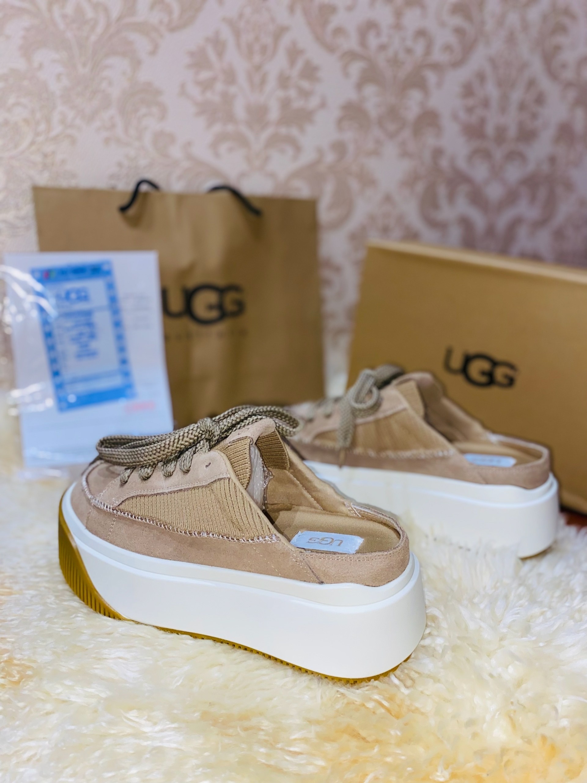 ,обуви,женские кеды ugg,женский ,кроссовки женскиe