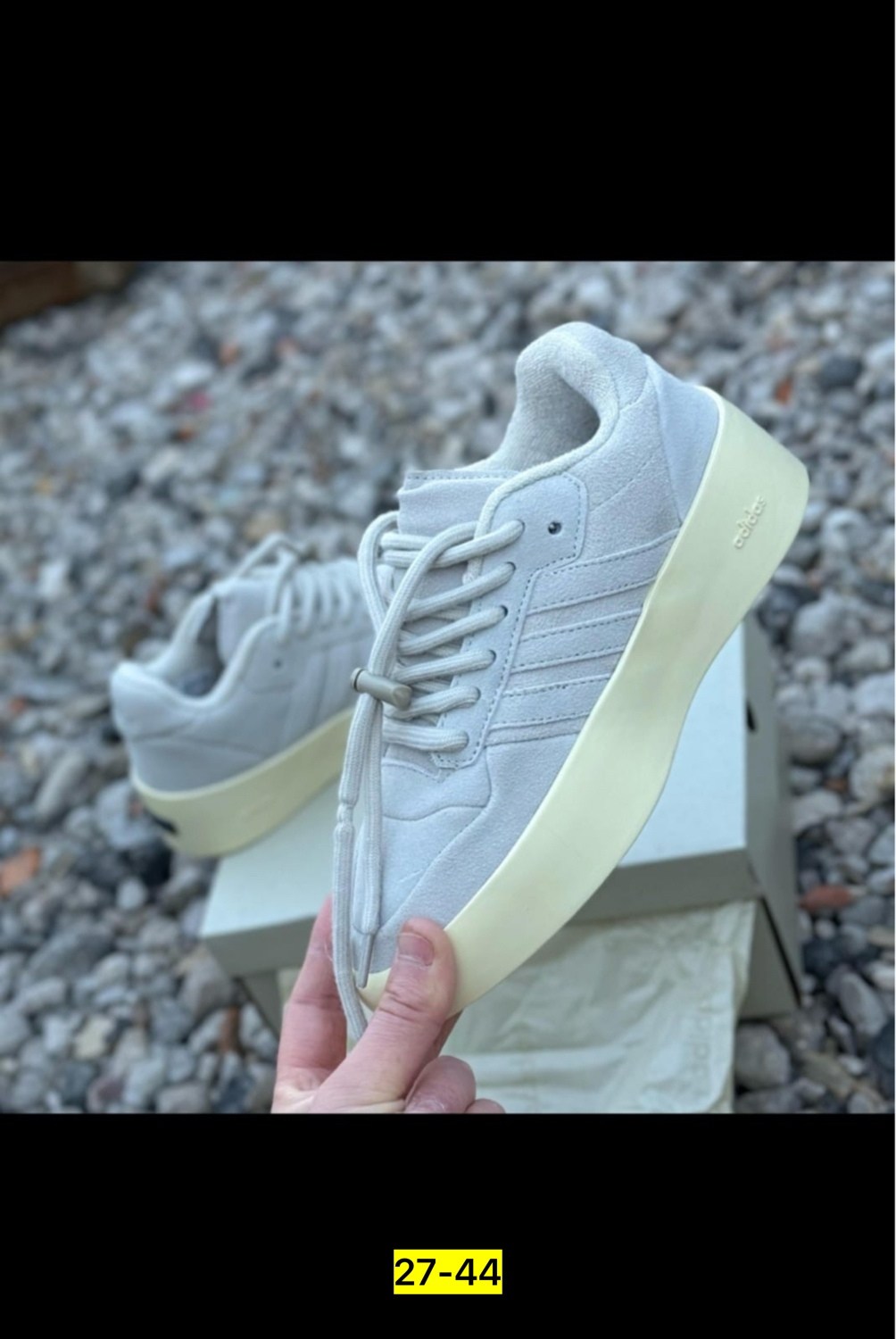 кроссовки adidas,,кроссовки классические,спортивная ,кроссовки весенний