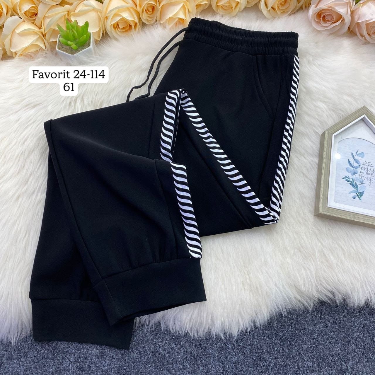 брюки спортивные женская,спортивные штаны,штаны женские спортивные,брюки спортивные,штаны трикотаж