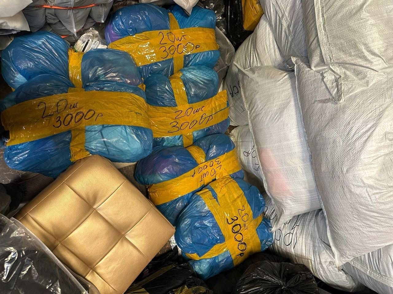 мешок,мешок белый,вещи мешком,секонд,сбор гуманитарной помощи