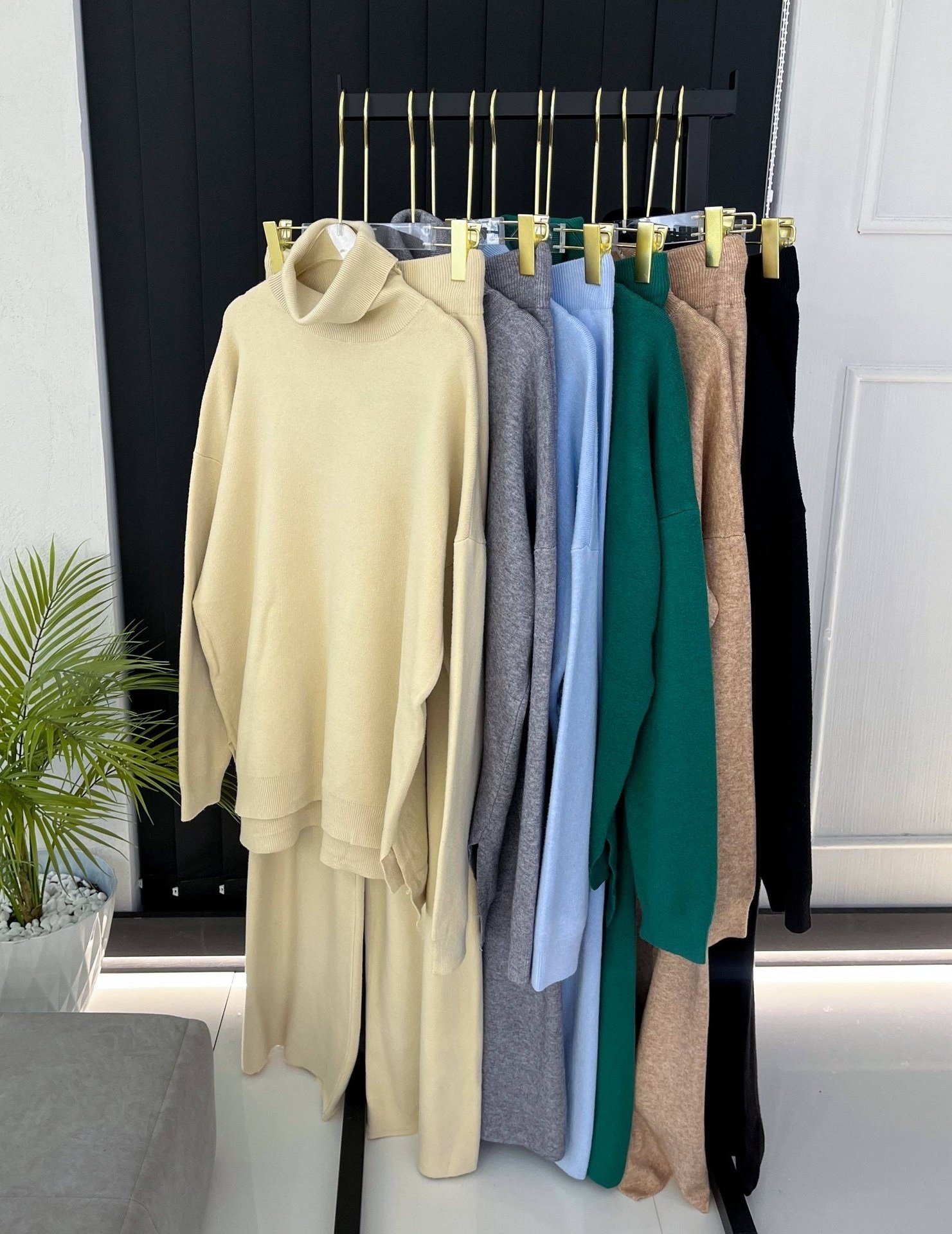 костюмы трикотажные,костюм трикотаж,женский трикотажный костюм,костюм двойка кашемир,стильный трикотажный костюм