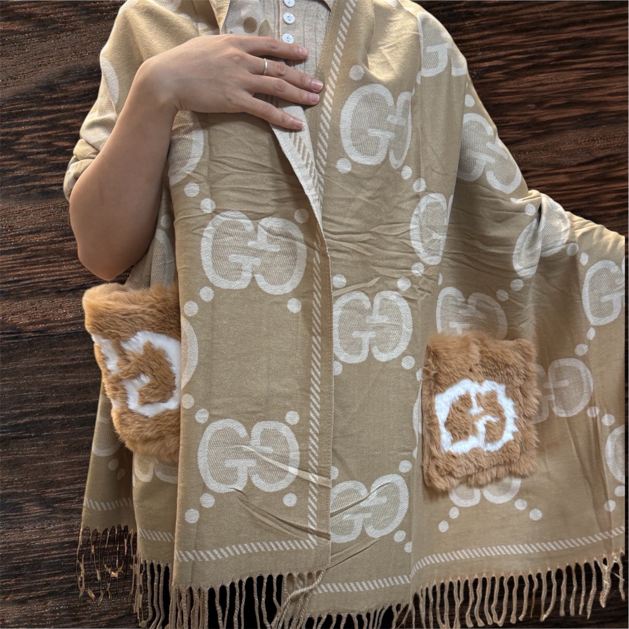 шарф gucci,палантин теплый,шарф шерстяной,шарф женские,шарф гуччи