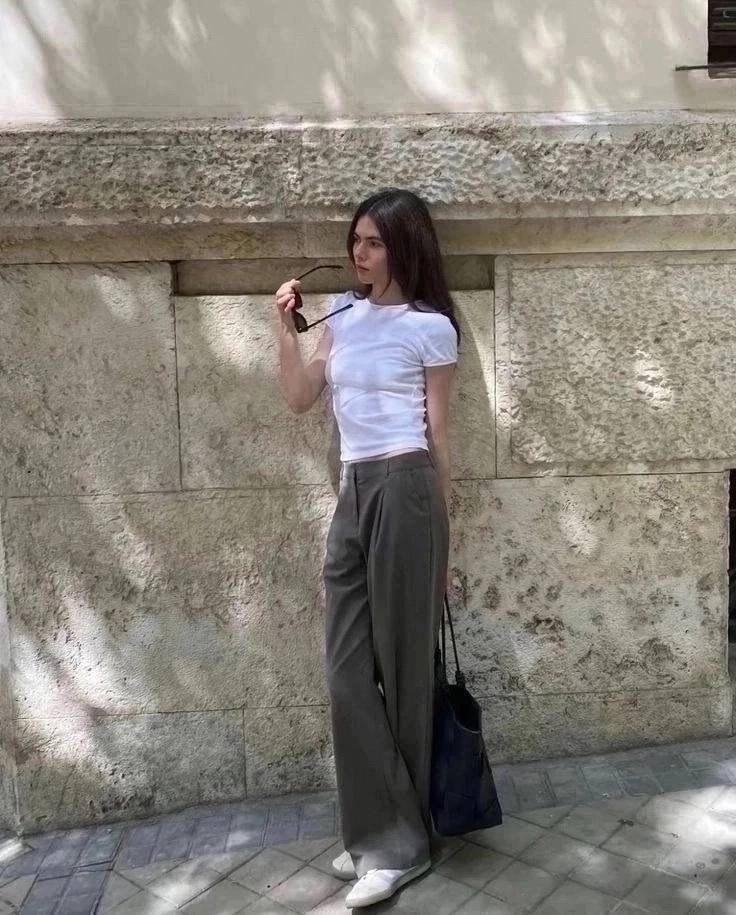образ с белыми брюками палаццо,белые брюки палаццо,брюки палаццо,брюки палаццо образы