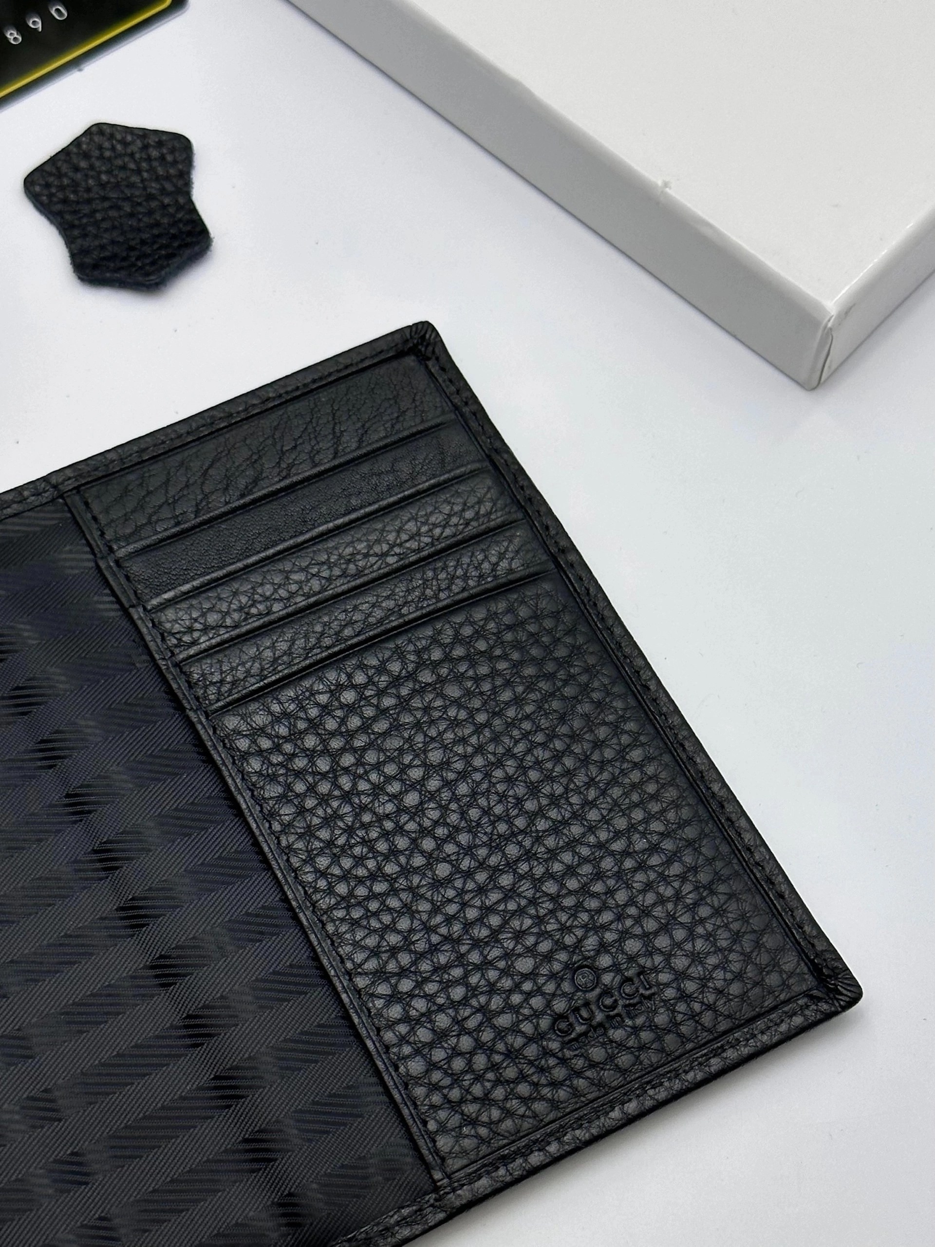 обложка на паспорт гуччи,портмоне гуччи мужские,обложка для паспорта из натуральной кожи,мужские кошельки gucci,обложка на паспорт