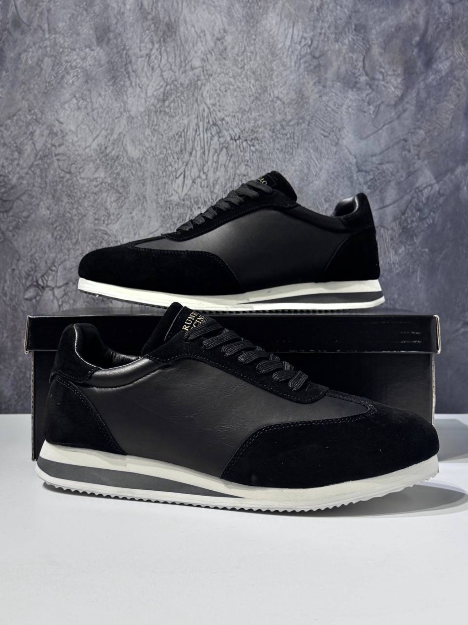 ,кроссовки brunello cucinelli,кожаные кроссовки brunello cucinelli,кроссовки брендовые,черные кроссовки