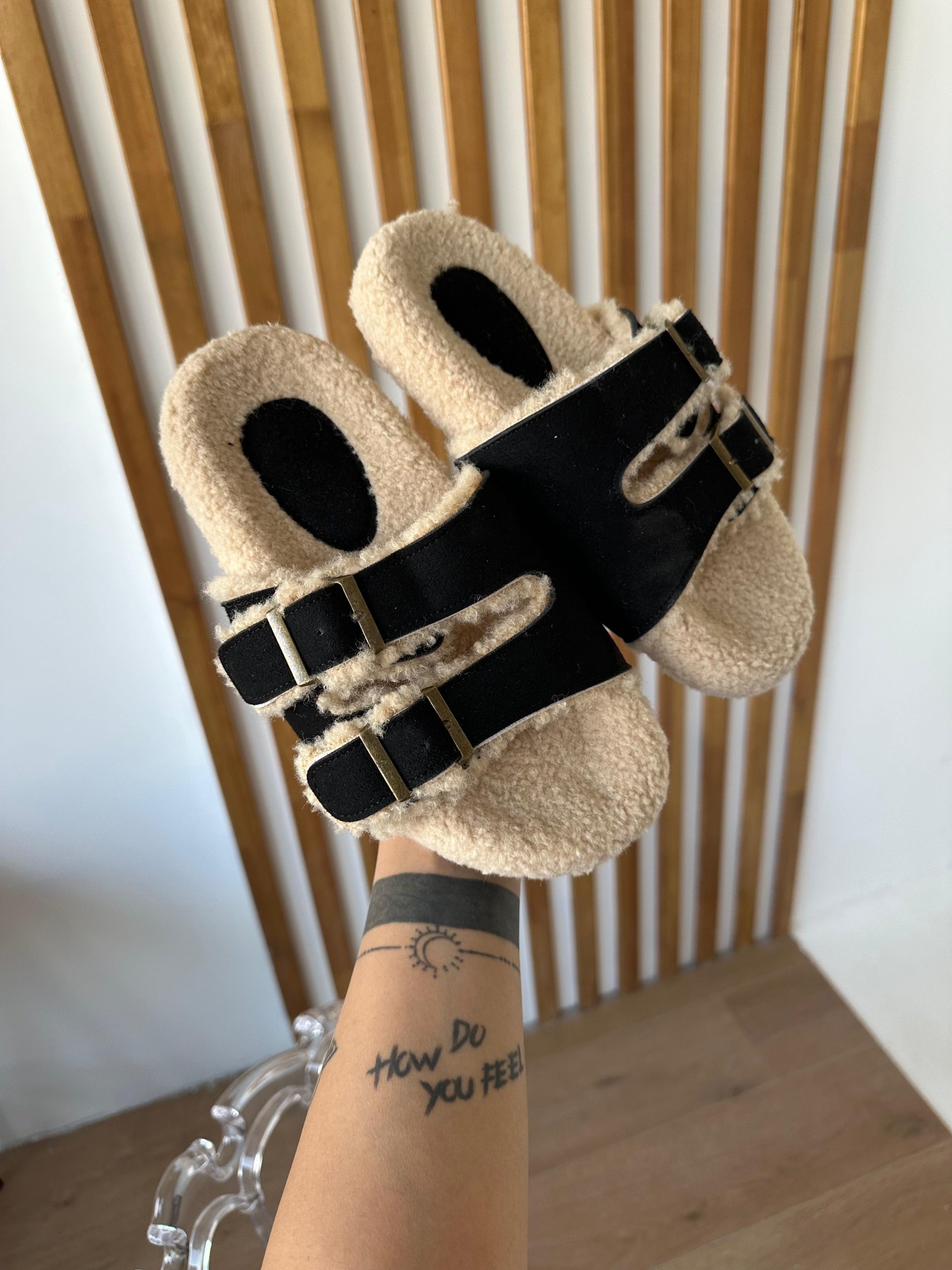 тапочки модные,меховые тапочки,тапочки женские,плюшевые тапочки,тапочки повседневные