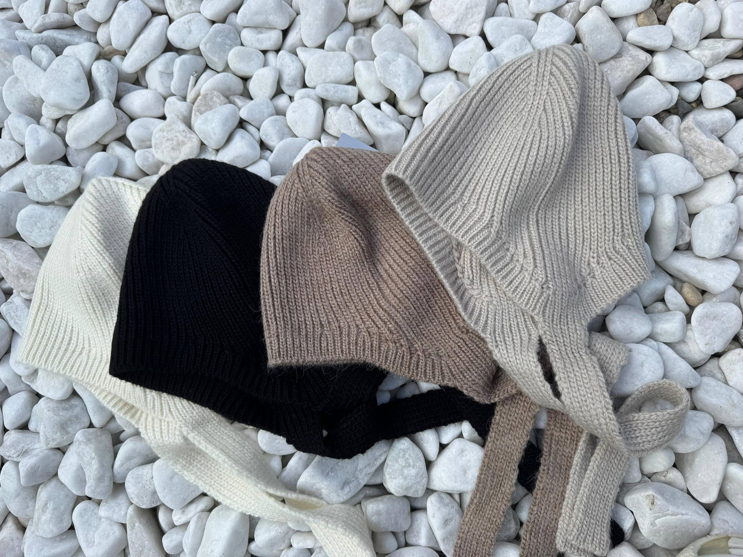 ушанка женская,модная шапка,женская вязаная шапка,шапка шарф,шапка вязаная